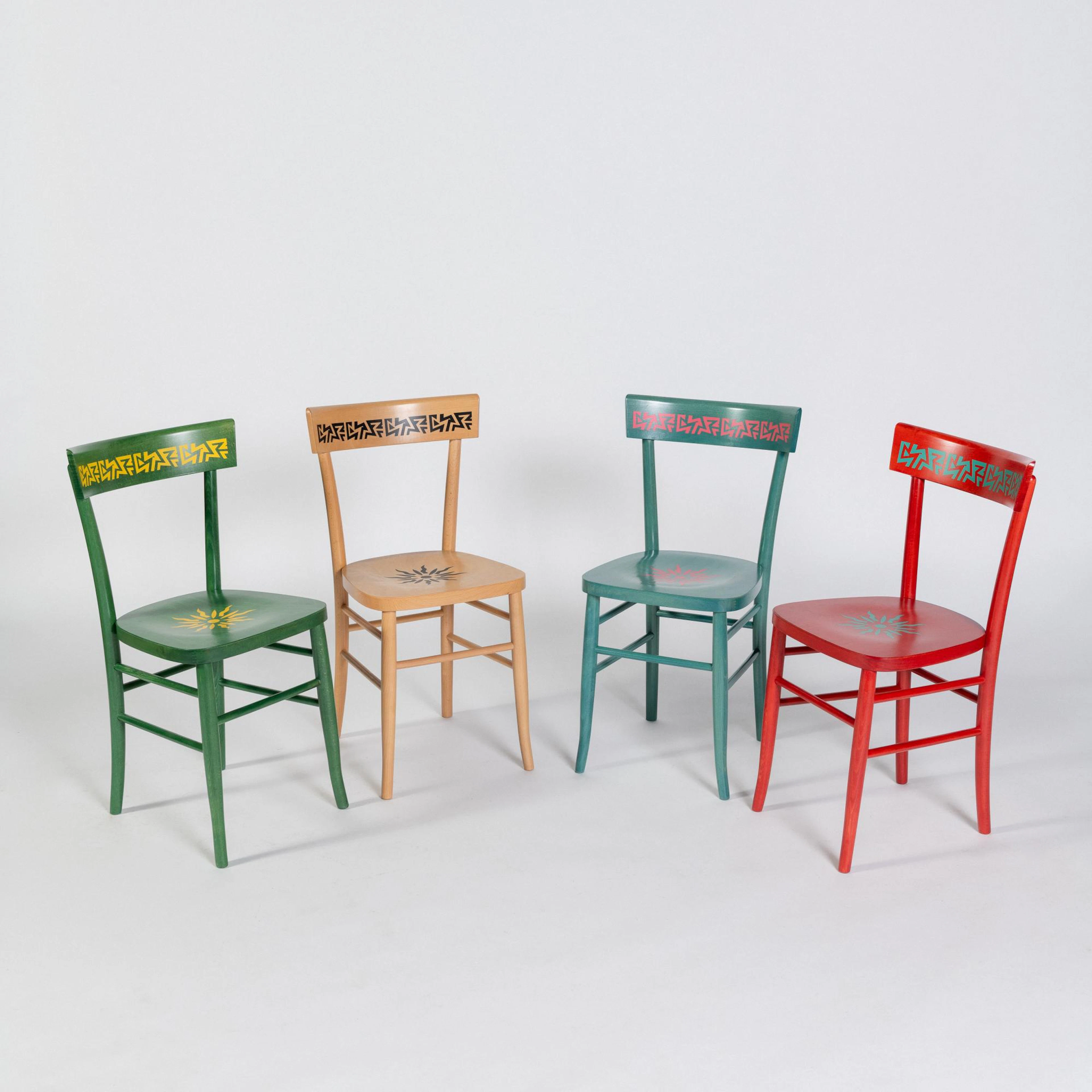 Alessandro Mendini Vier Stühle 'Belep' aus der 'Easy Home' Kollektion