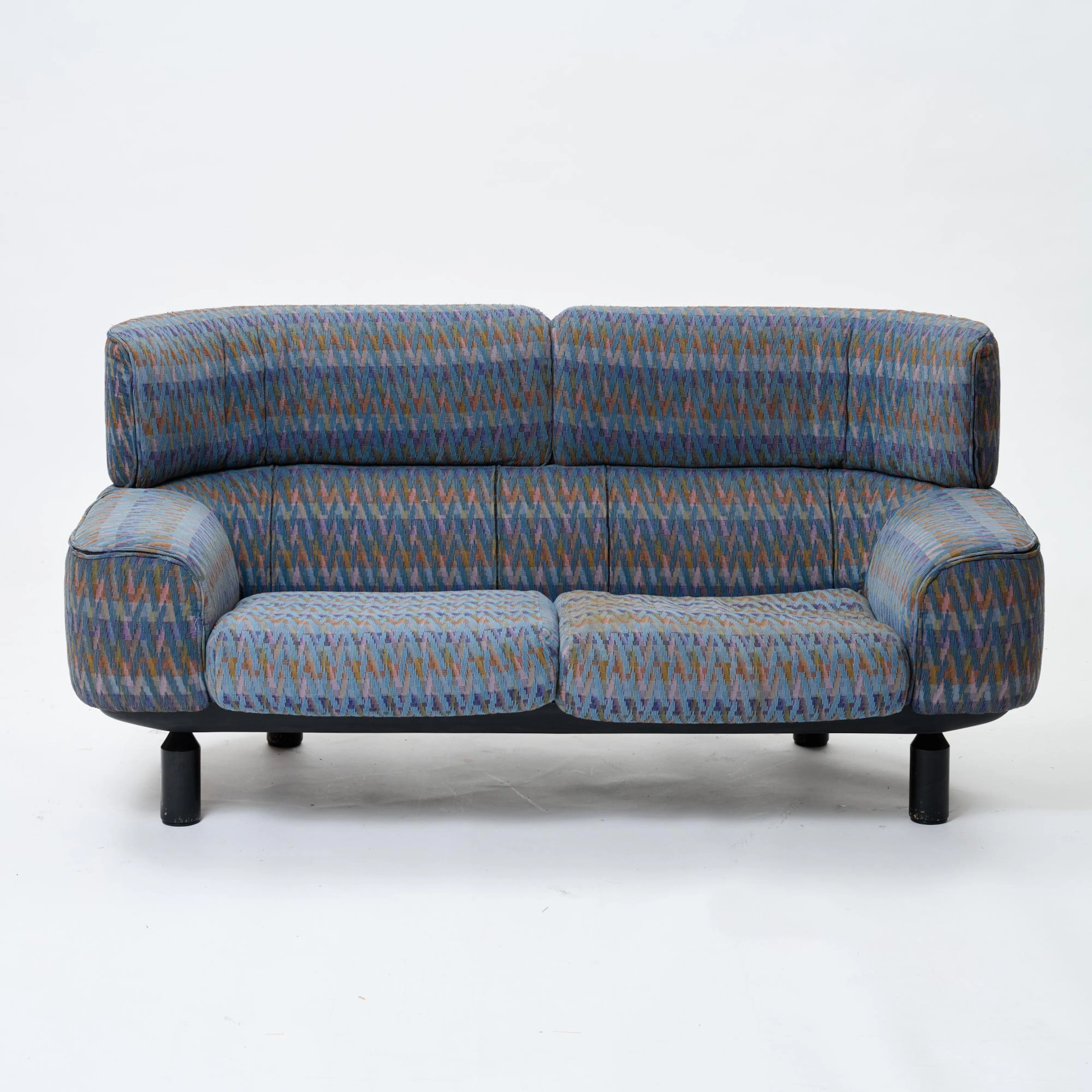 Gianfranco Frattini Zweisitzersofa 'Bull', 1987 (Entwurf)