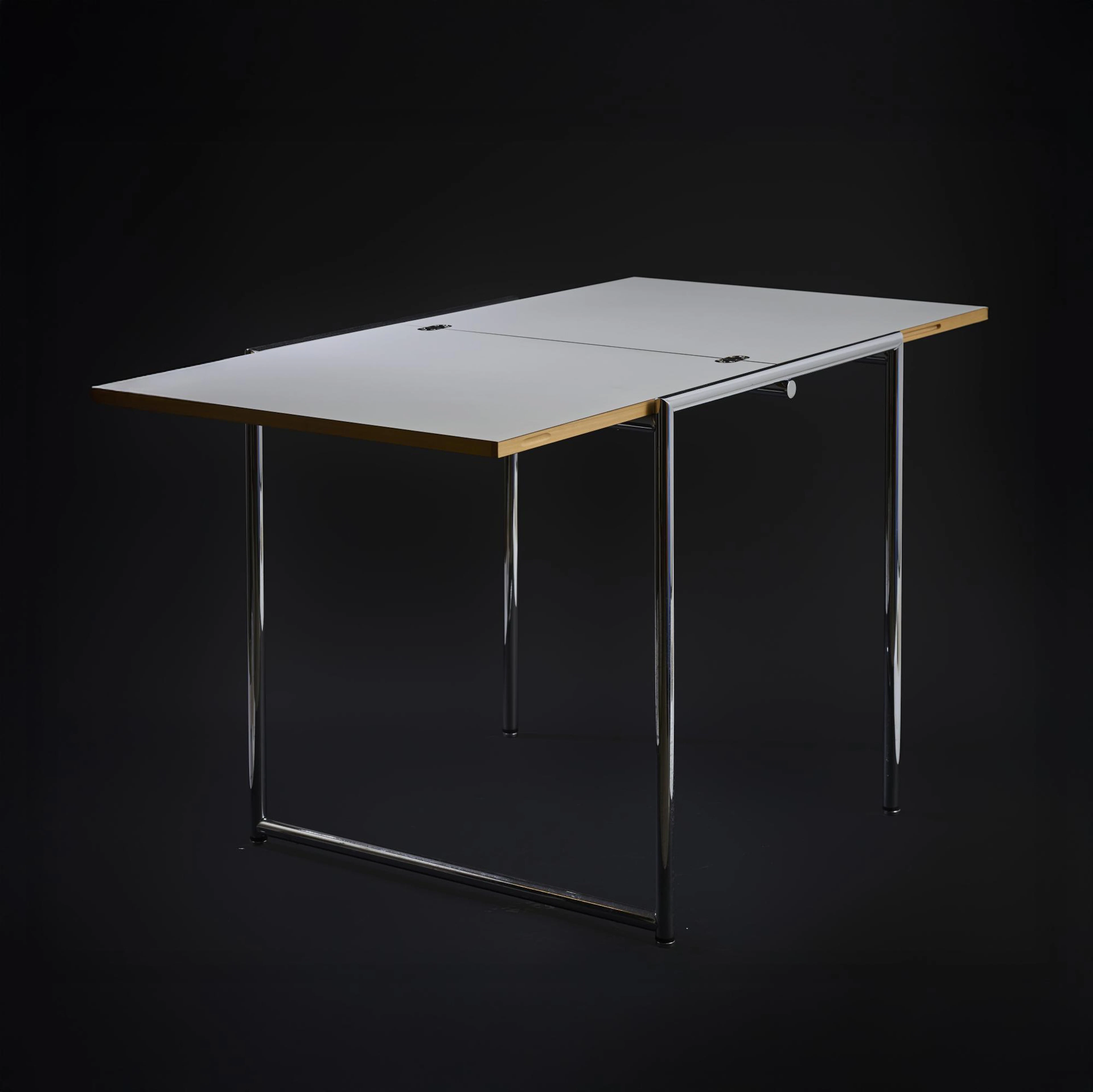 Eileen Gray Klapptisch 'Jean' - E-1027, 1926-29 (Entwurf)