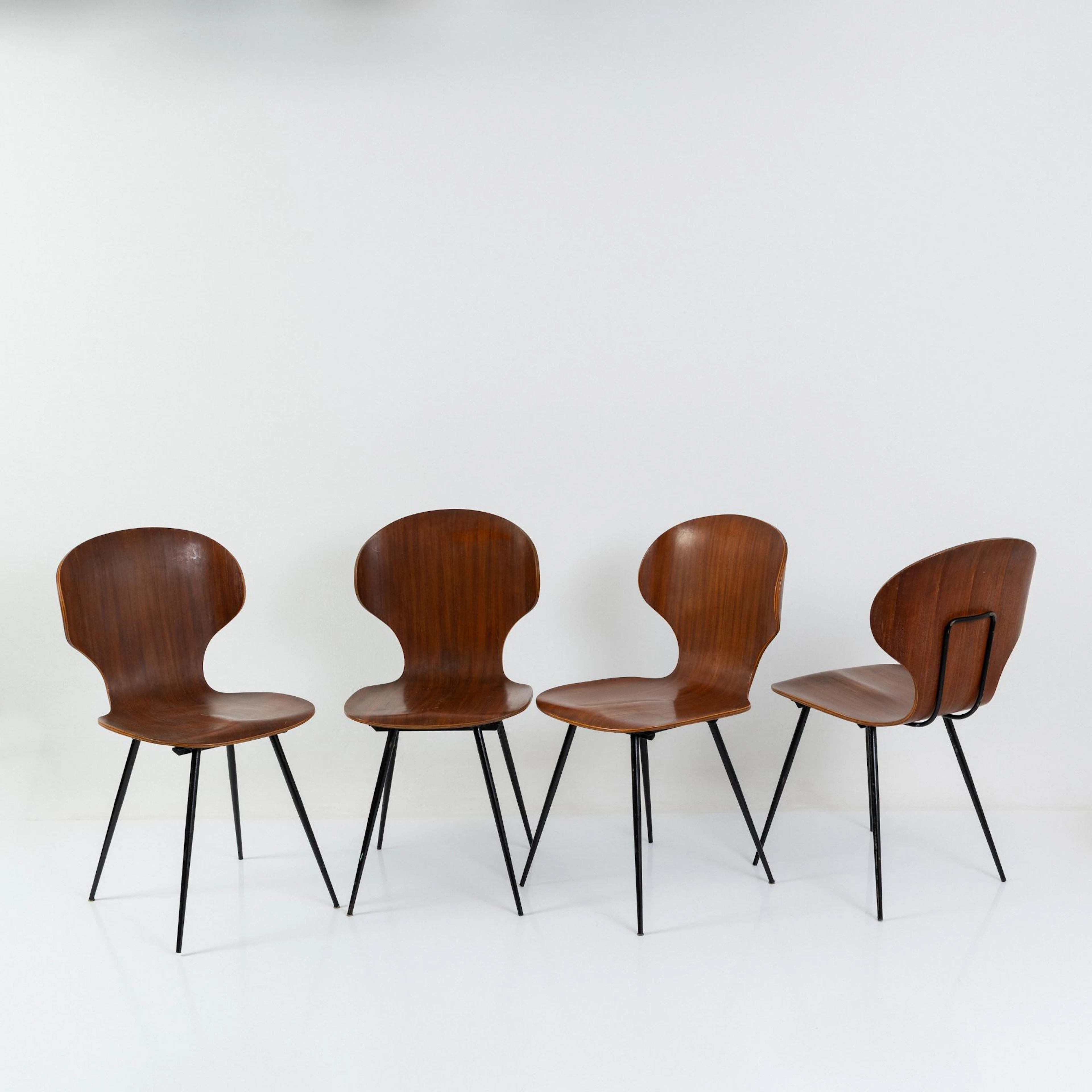 Carlo Ratti Vier Stühle, um 1958 (Entwurf)