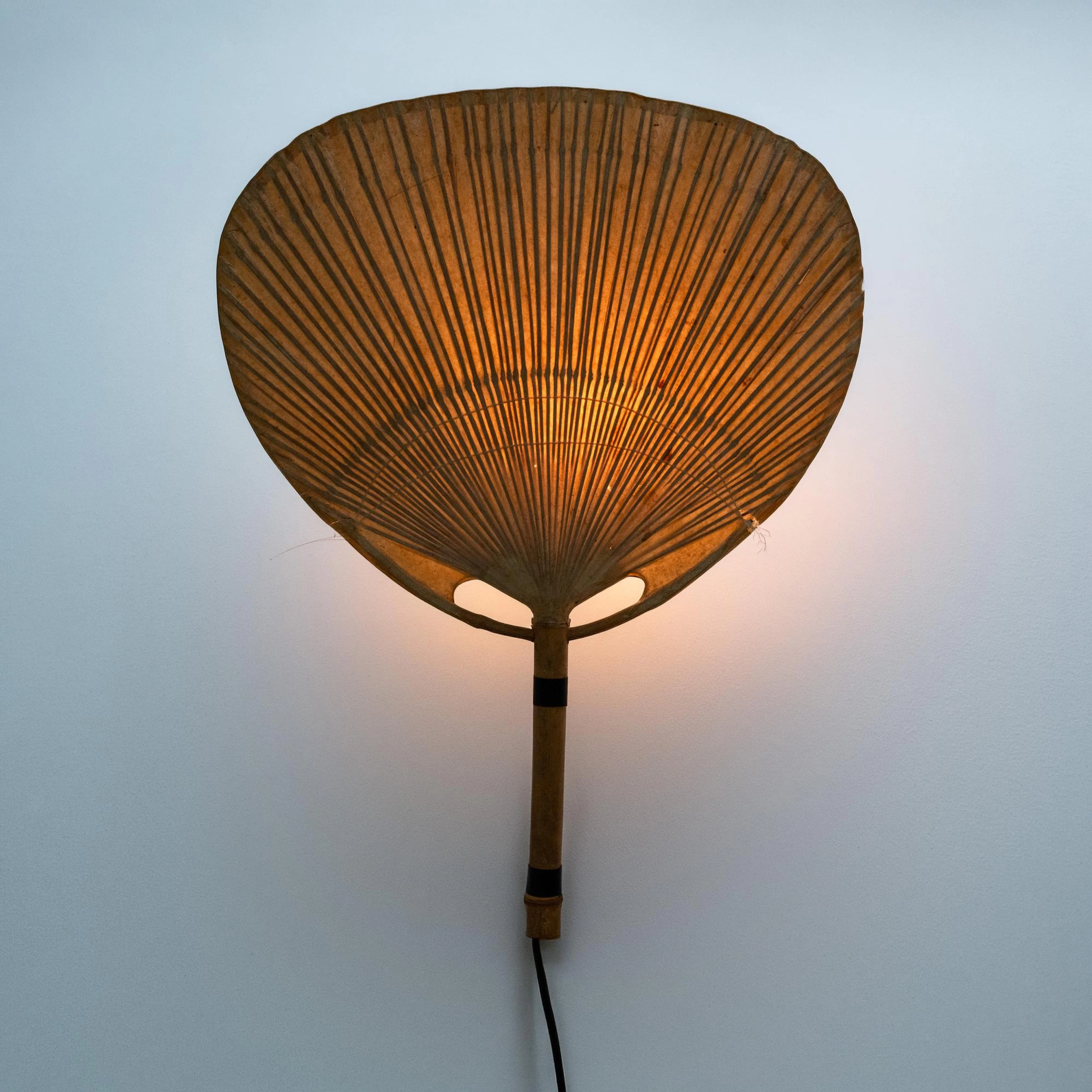 Ingo Maurer Wandleuchte 'Uchiwa III', 1973 (Entwurf)