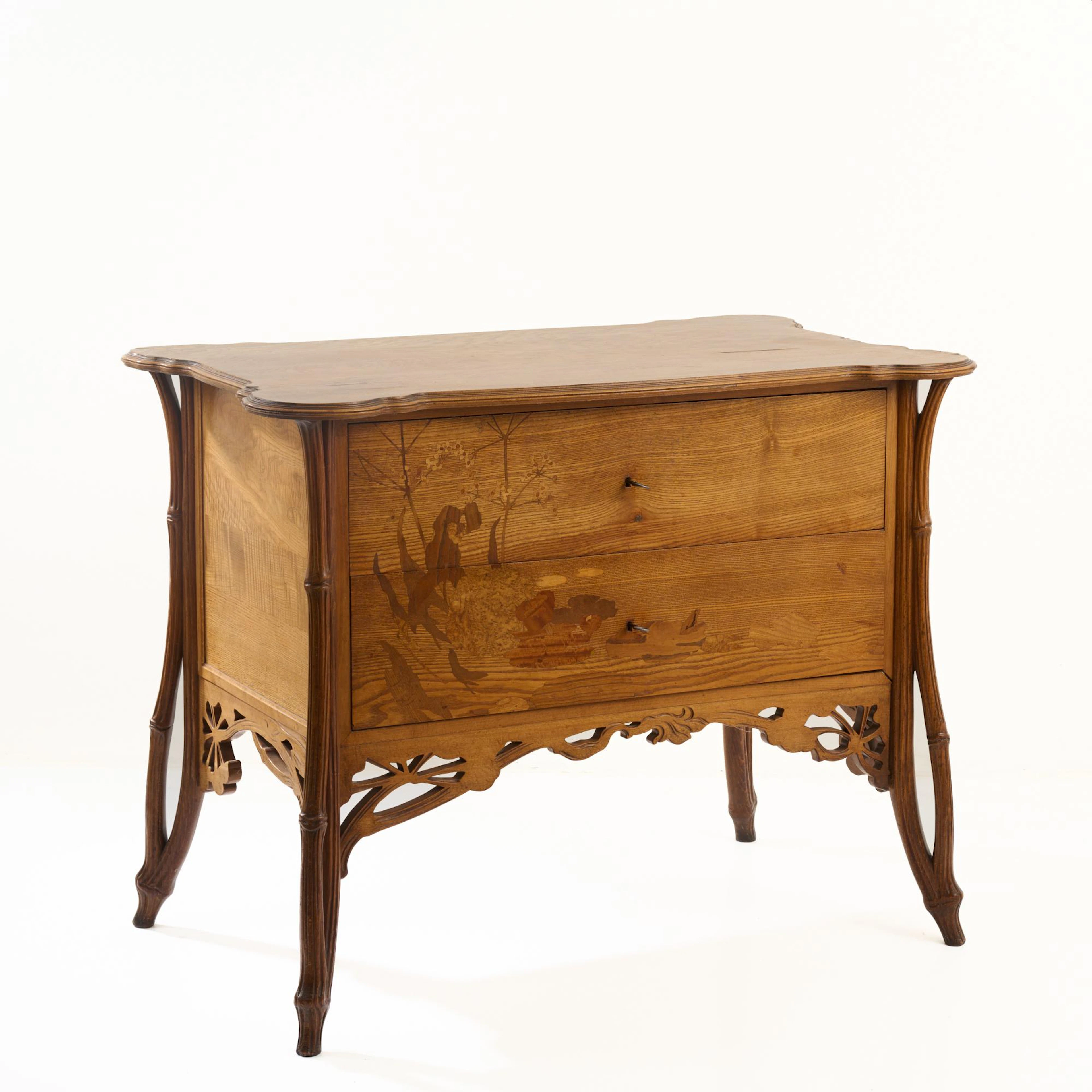 Emile Gallé Kommode 'Berce de Prés', um 1902