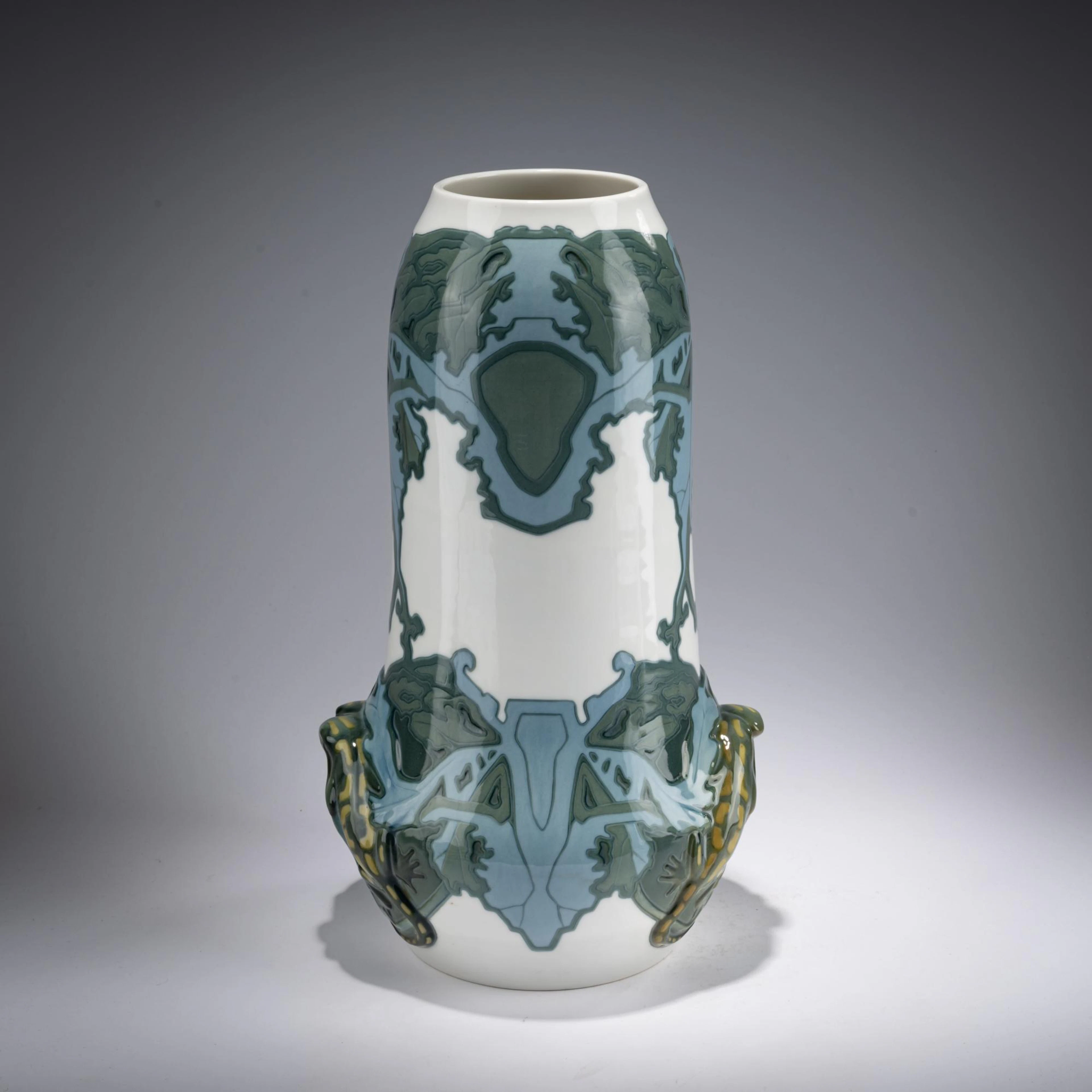 Theodor Schmuz-Baudiss Hohe Vase mit Salamandern, 1906