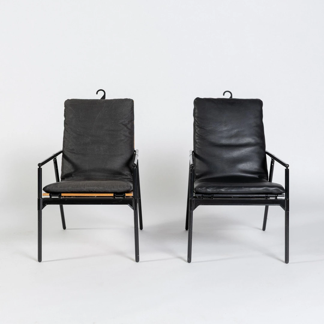 Richard Sapper Zwei Klappstühle 'Nena', 1984 (Entwurf)