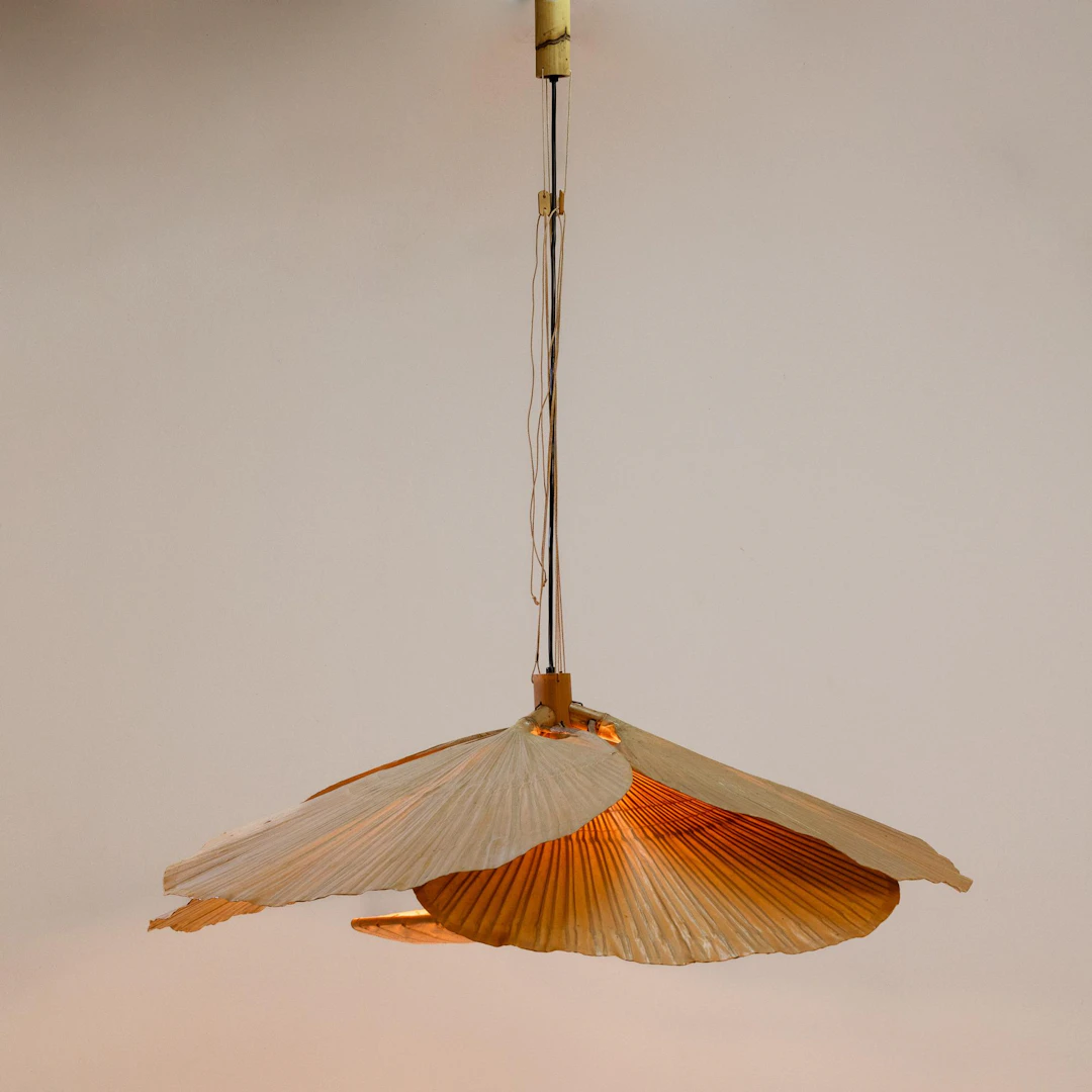 Ingo Maurer Deckenleuchte 'Hana I' aus der Serie 'Uchiwa', 1974 (Entwurf)