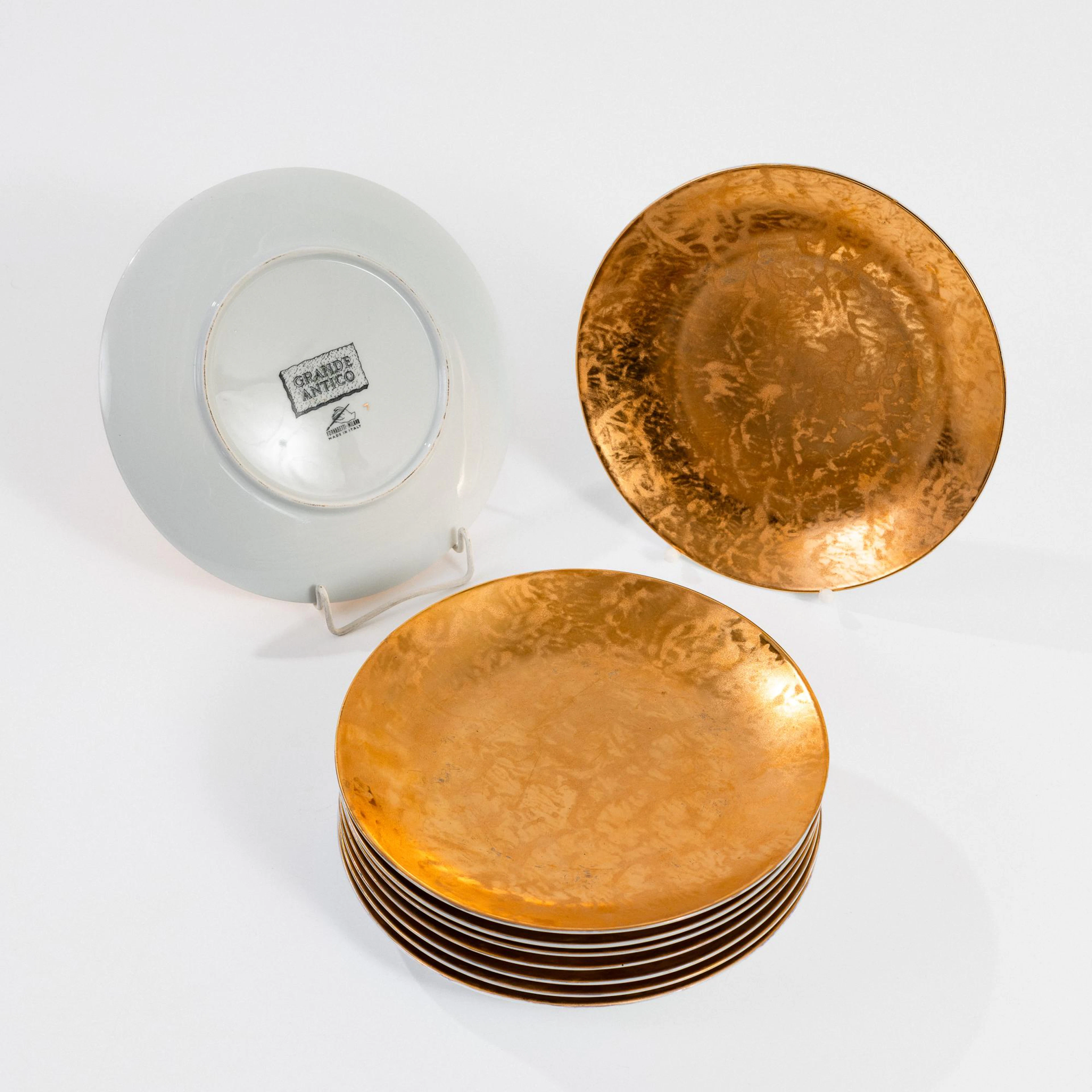 Piero Fornasetti Zwölf Teller 'Grande Antico', 1960er Jahre (Entwurf)