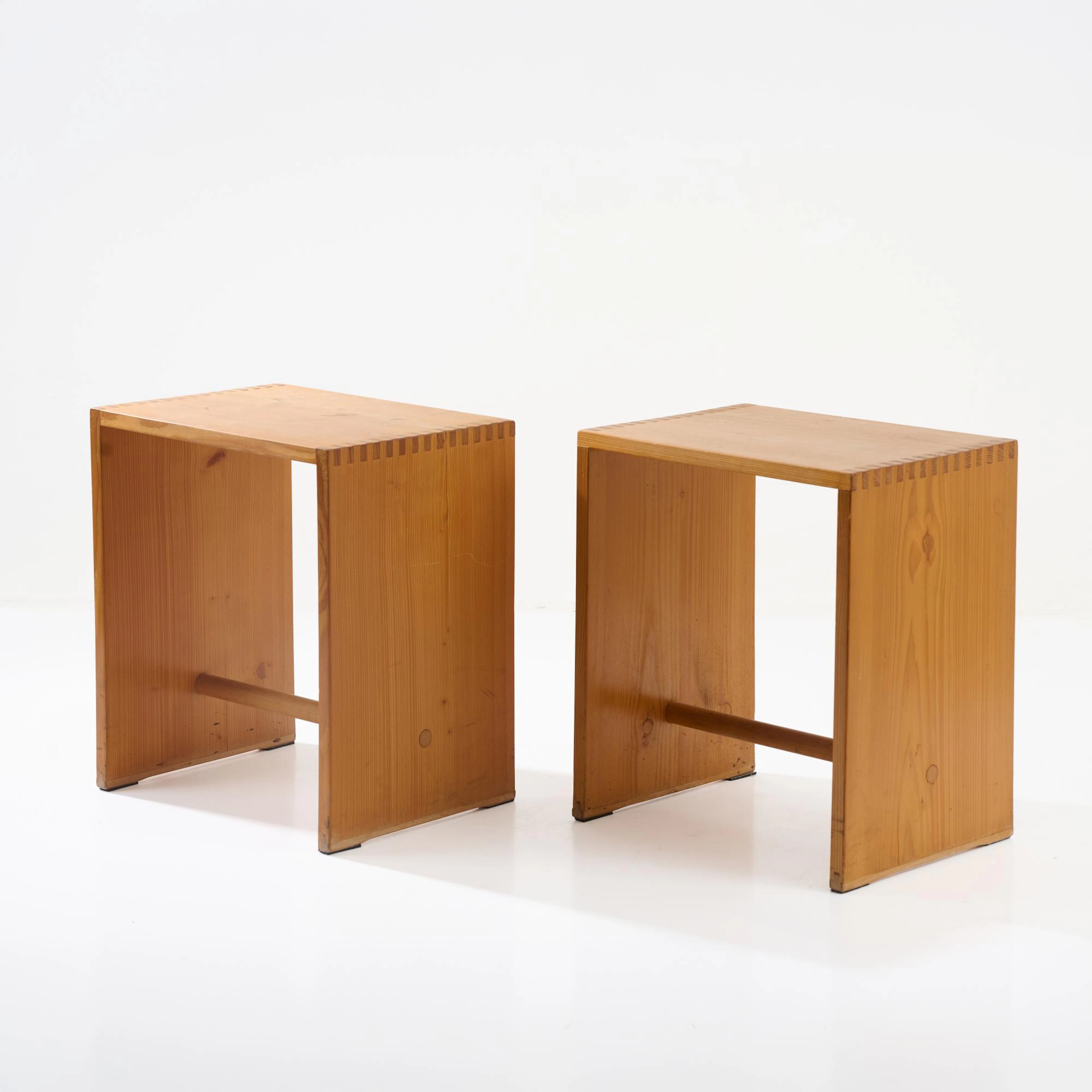 Max Bill; Hans Gugelot; Paul Hildinger Zwei 'Ulmer Hocker', 1953 (Entwurf)