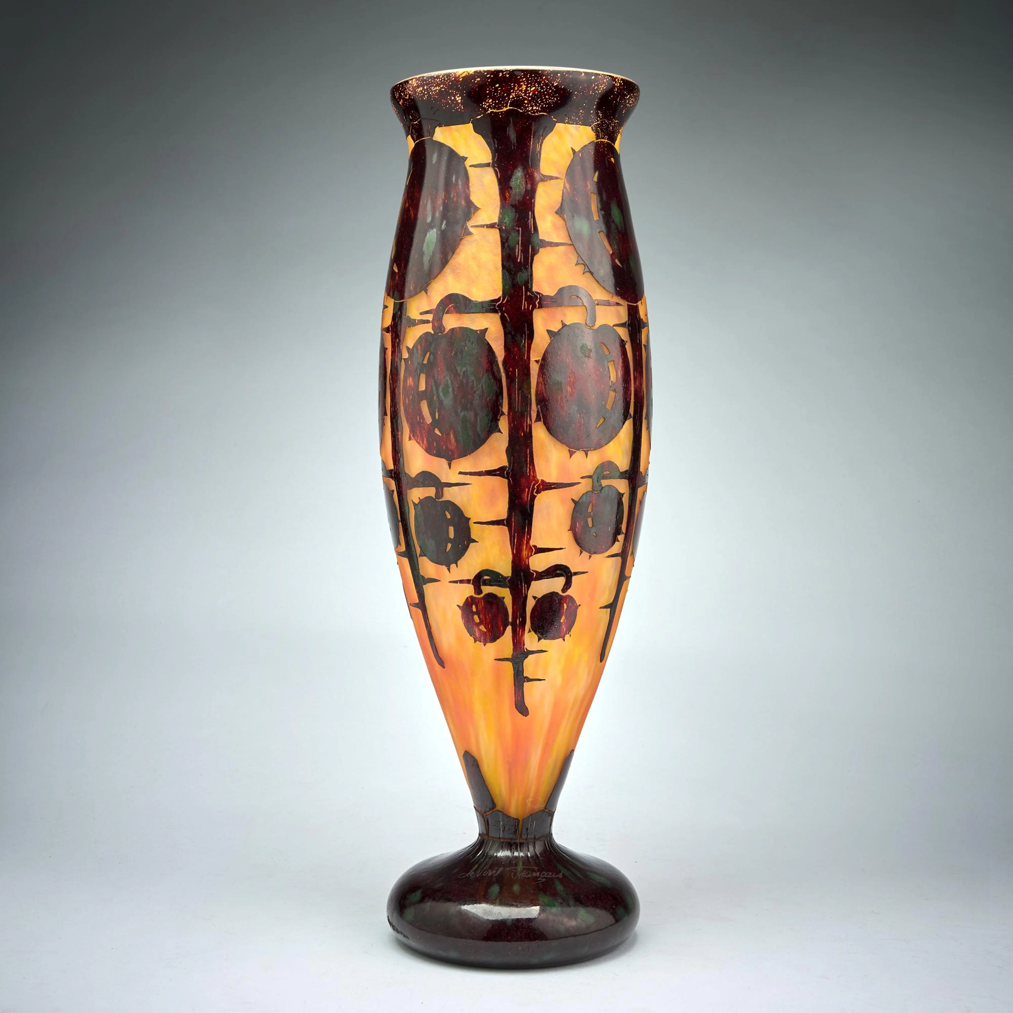 Verreries Schneider, Epinay-sur-Seine Vase 'Marrons', 1922-25
