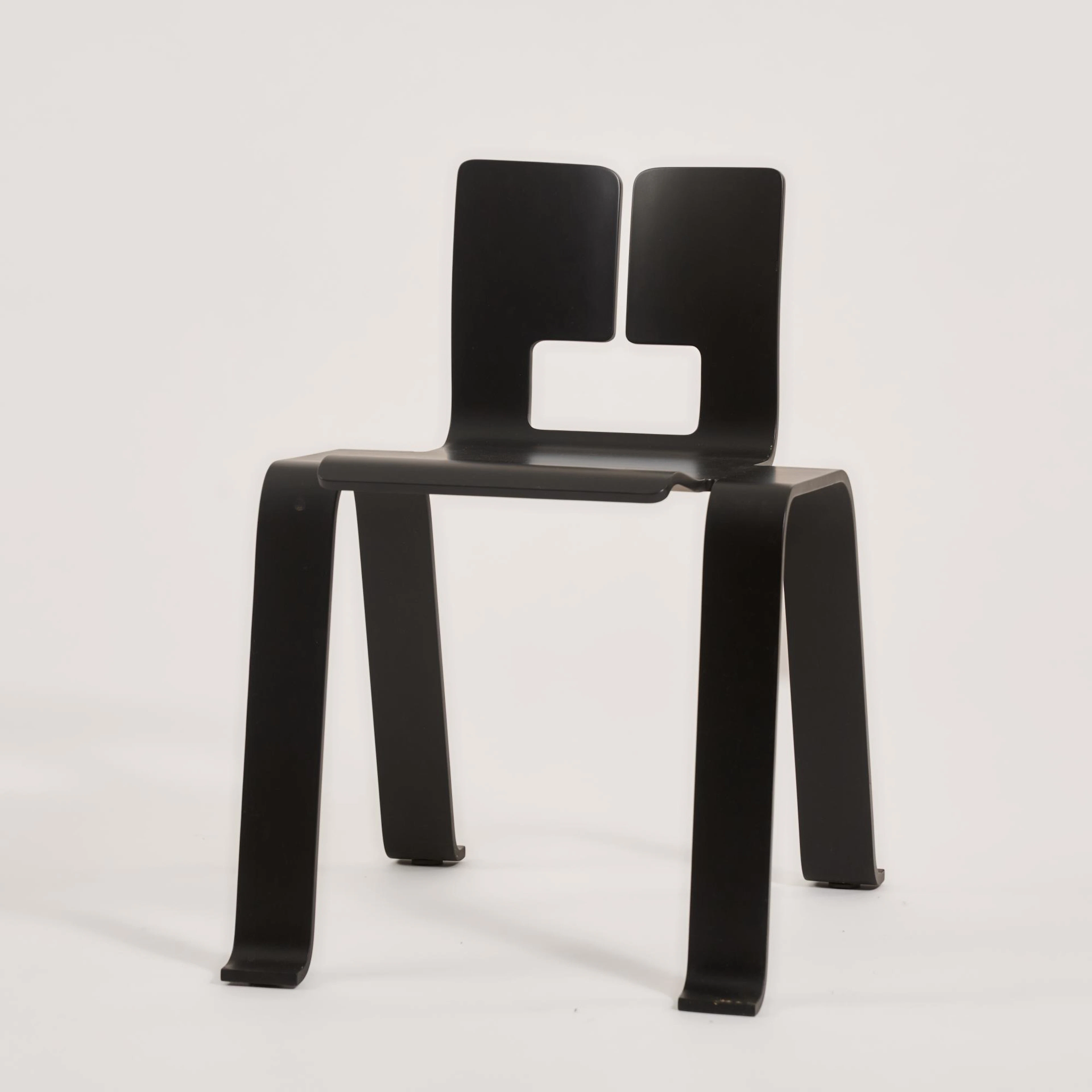 Charlotte Perriand Stapelbarer Stuhl 'Ombra Tokyo', 1954 (Entwurf)