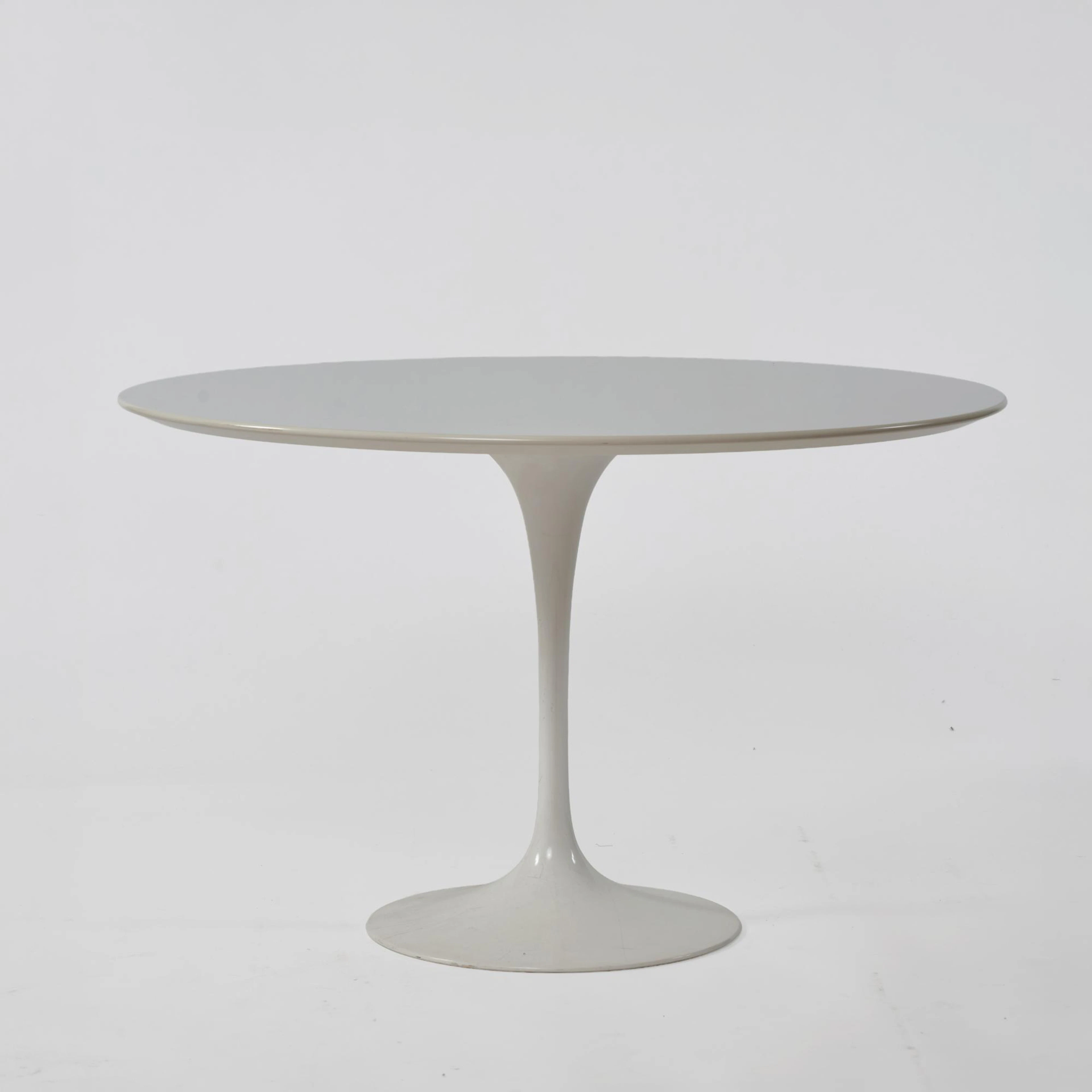 Eero Saarinen Tisch 'Tulip' - '172', 1956 (Entwurf)