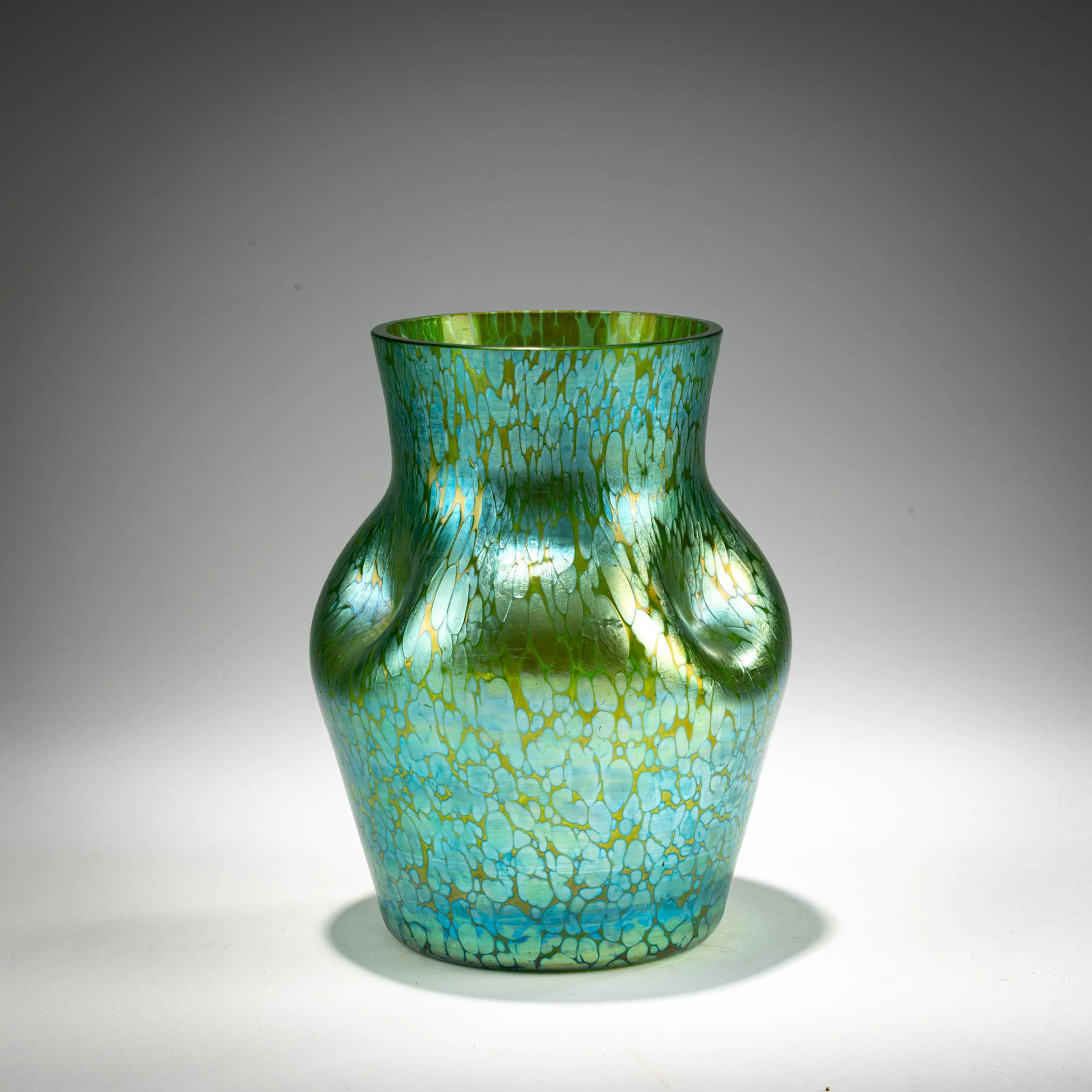Lötz Wwe., Klostermühle Vase 'creta Papillon', 1898