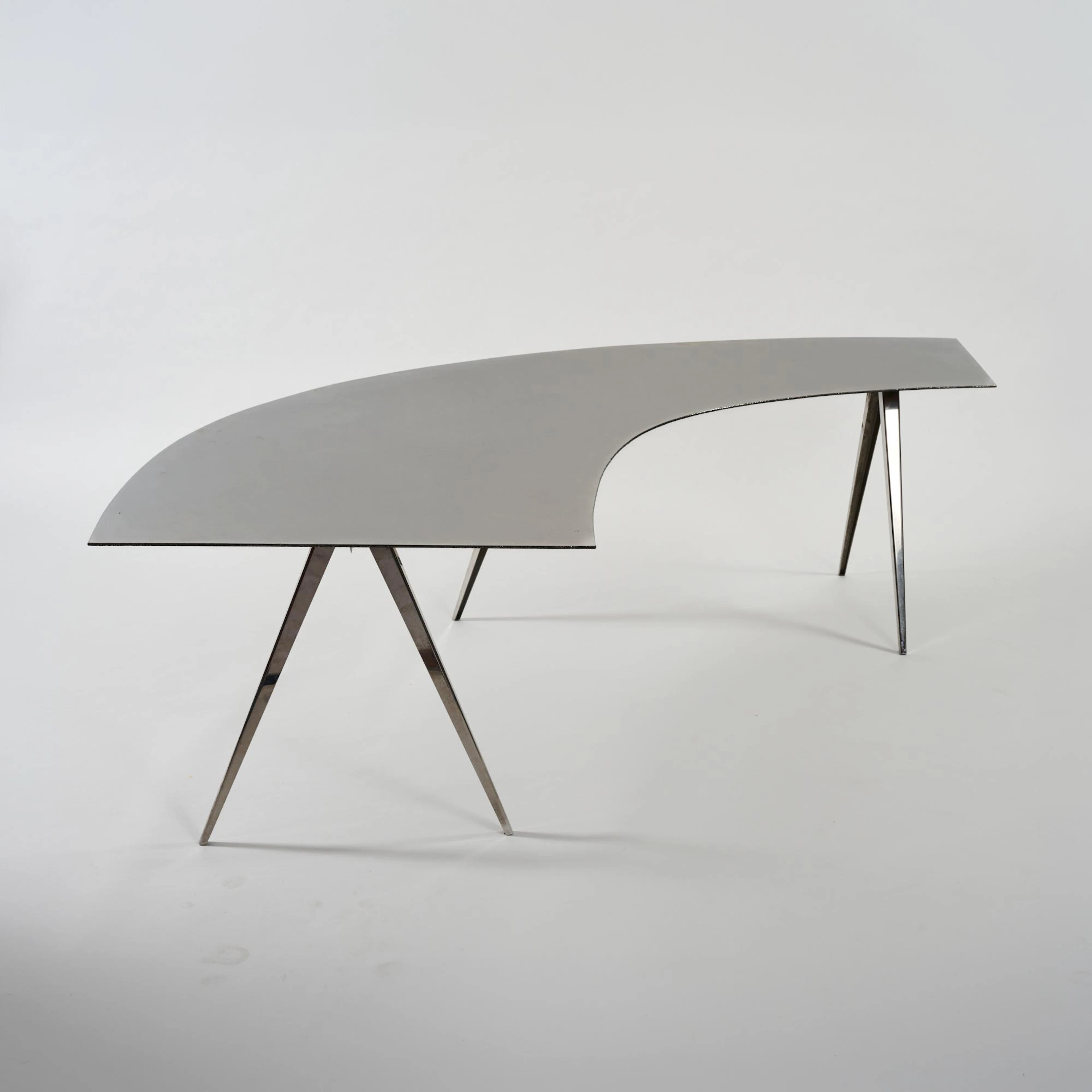Ron Arad Tisch 'Spiral Table' - '38 Tables', 1995 (Entwurf)