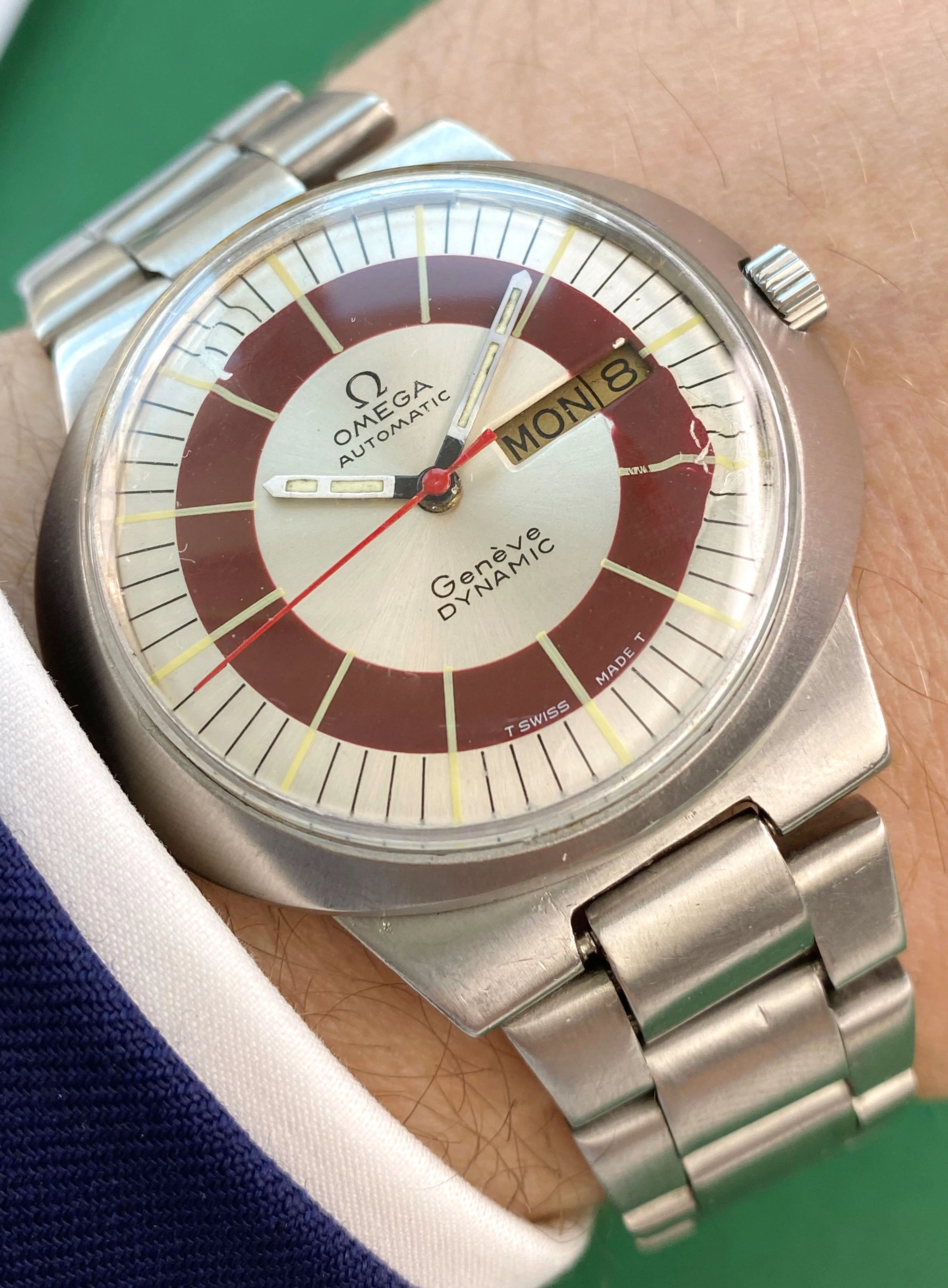 Serviced Omega Geneve Dynamic Rare Burgundy Dial Vintage Automatic Automatik