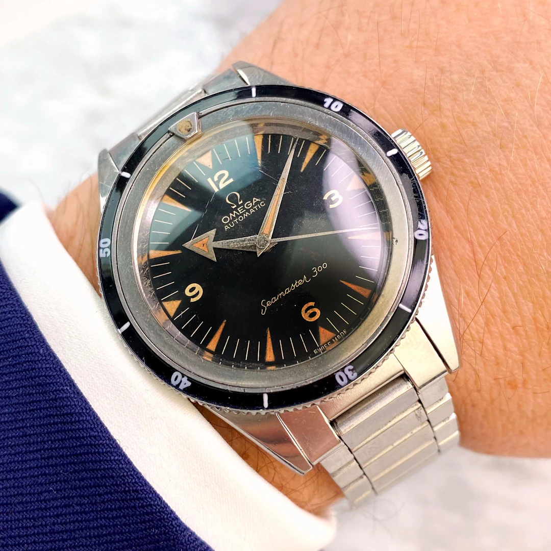 Omega Seamaster 300 Vintage Diver Automatic 2913-3 Broad Arrow
