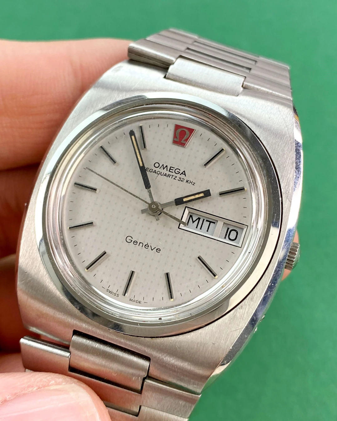 Omega Megaquartz 32 KHz Day Date Vintage