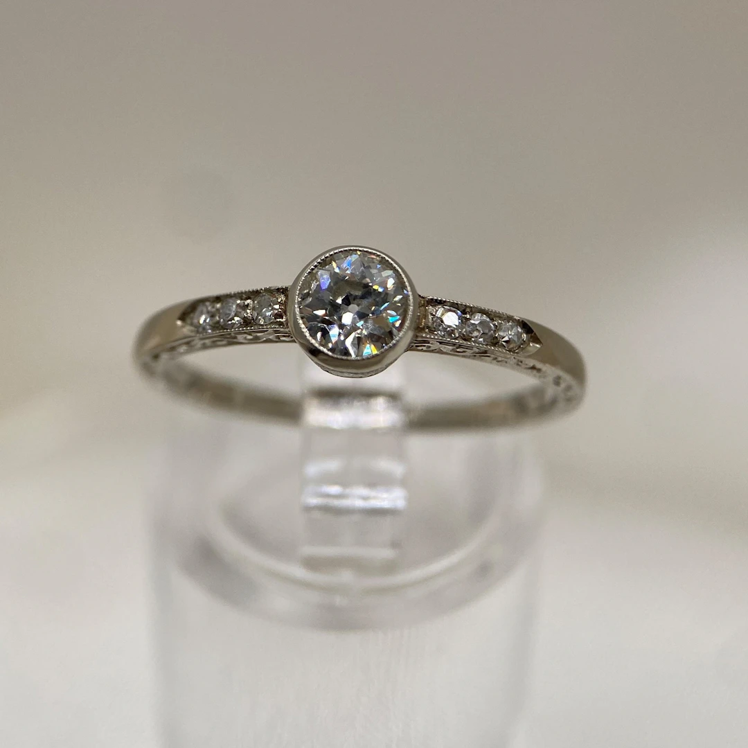 Vintage 14k white gold ring with Old European Cut diamond and octagonal