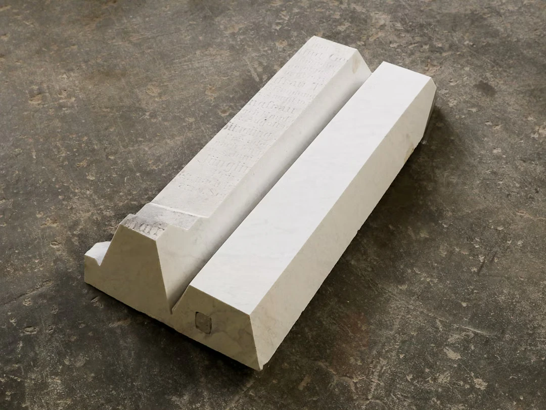 Florian Ecker „unbetitelter Barren 6“ - Zweigstelle Berlin