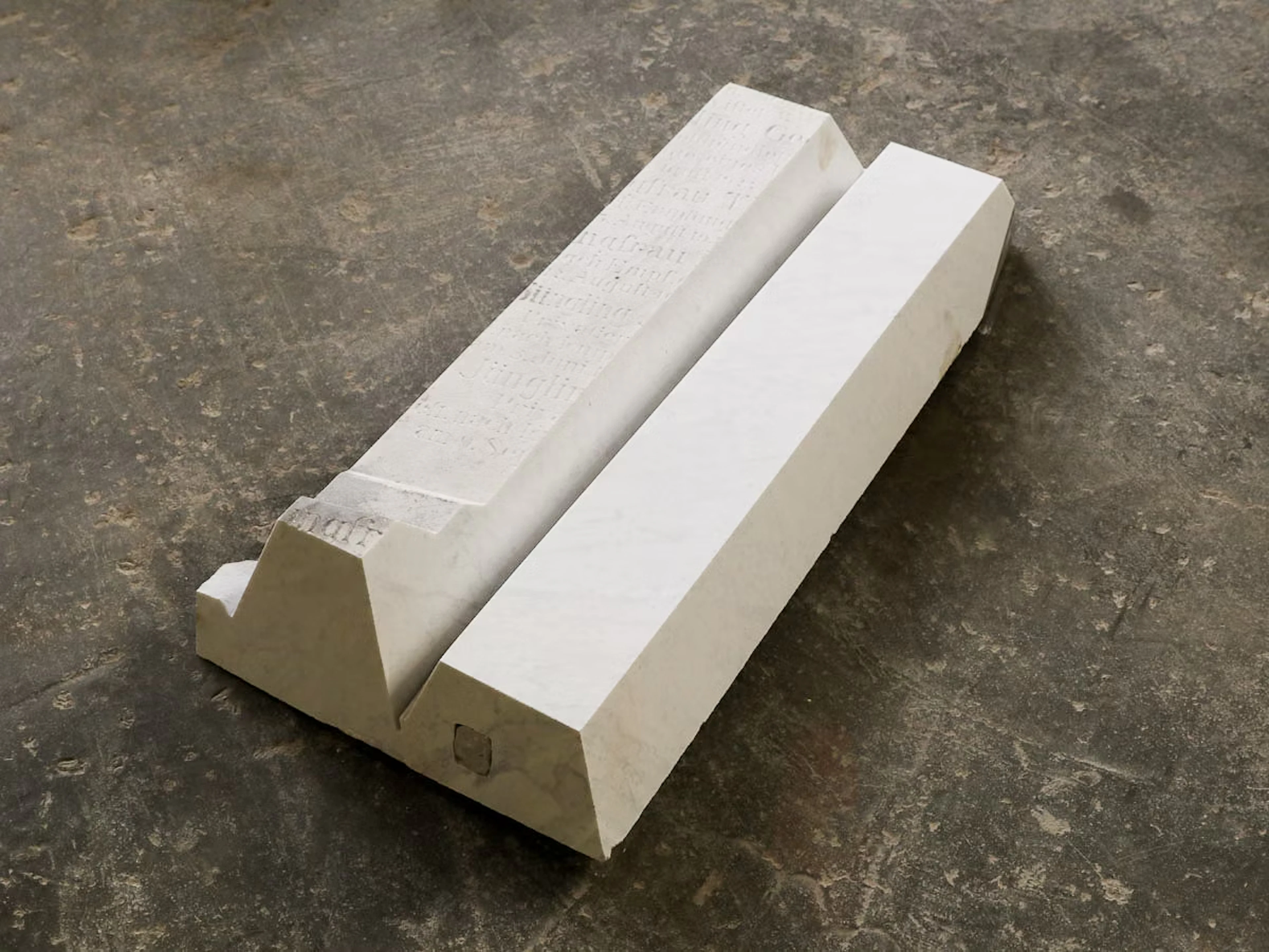 Florian Ecker „unbetitelter Barren 6“ - Zweigstelle Berlin