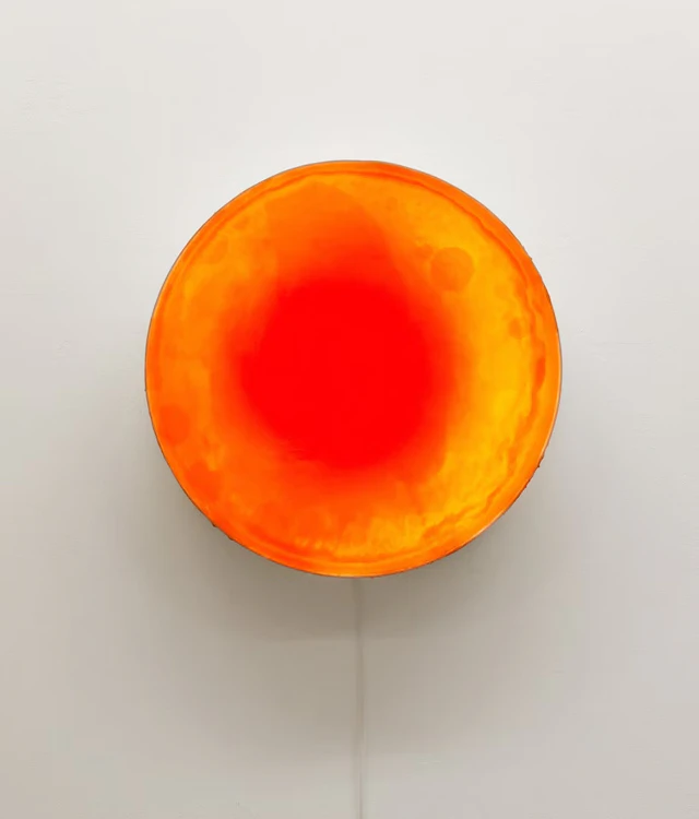 Inge Gutbrod "Lovesong-rund XVII Orange-rotzig" - Zweigstelle Berlin