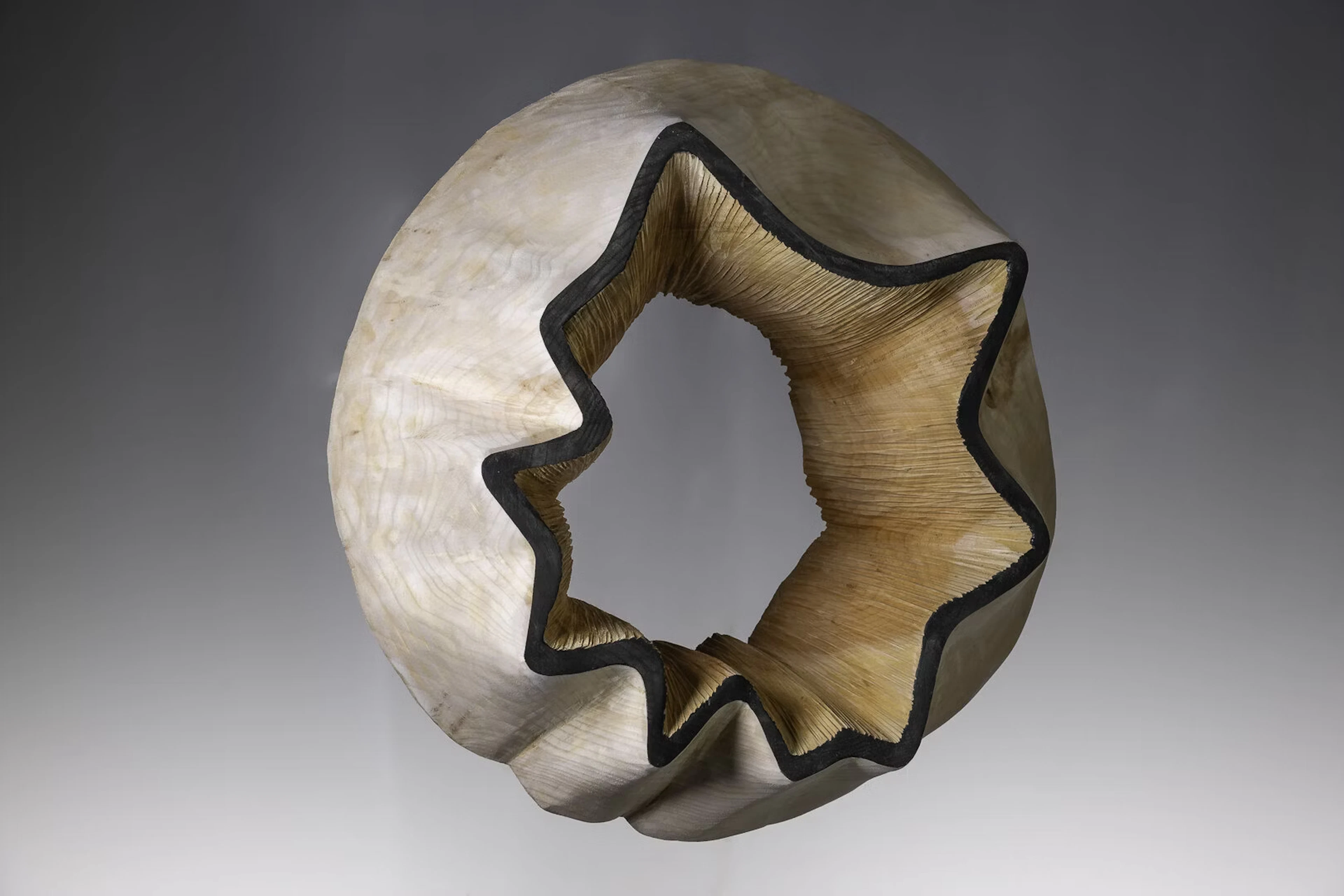 Alexander Heigl "Ring black" - Zweigstelle Berlin