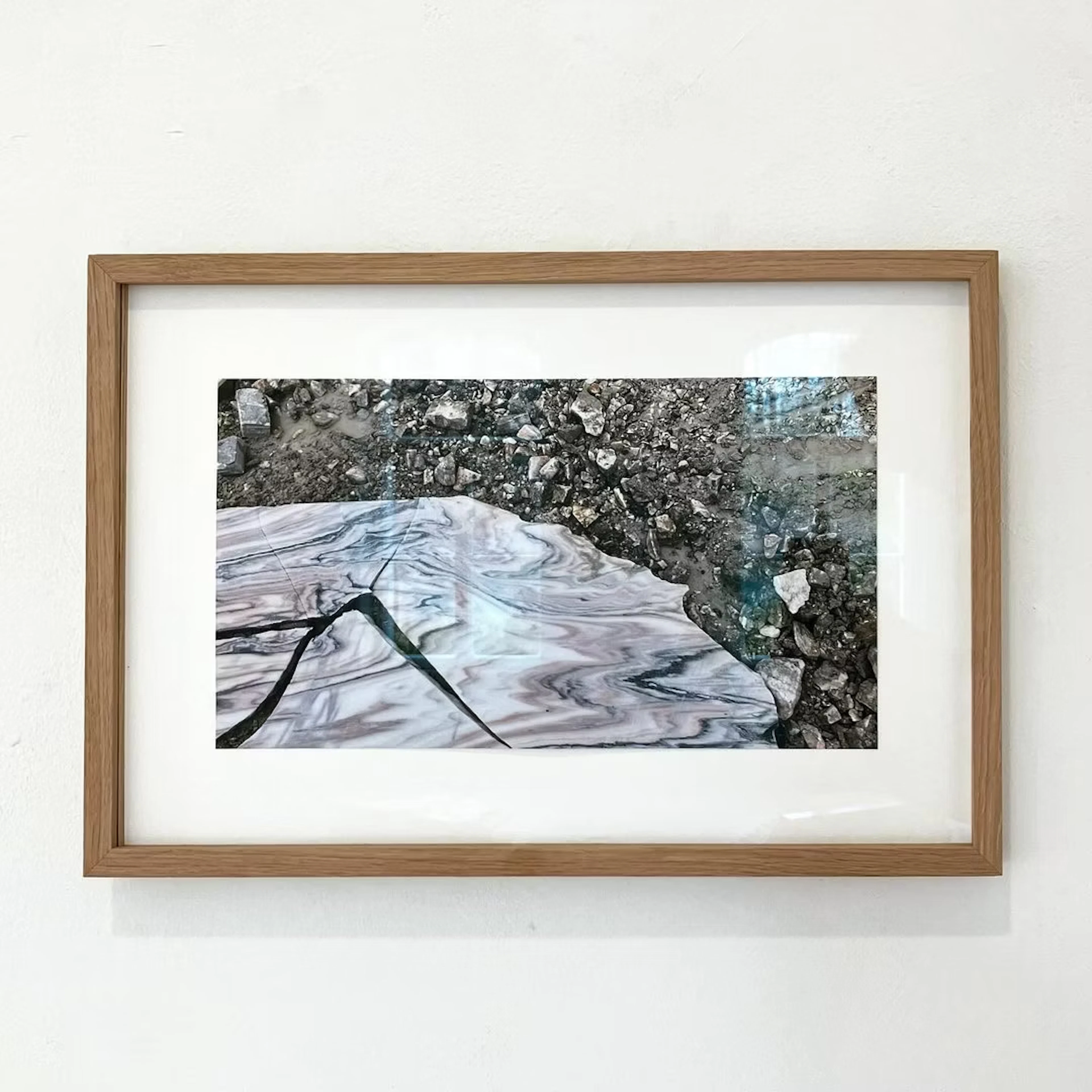Ecker, Florian "Out of the sun" - Zweigstelle Berlin