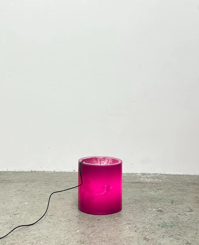 Inge Gutbrod "light-soaked, Pink-dunkel" - Zweigstelle Berlin