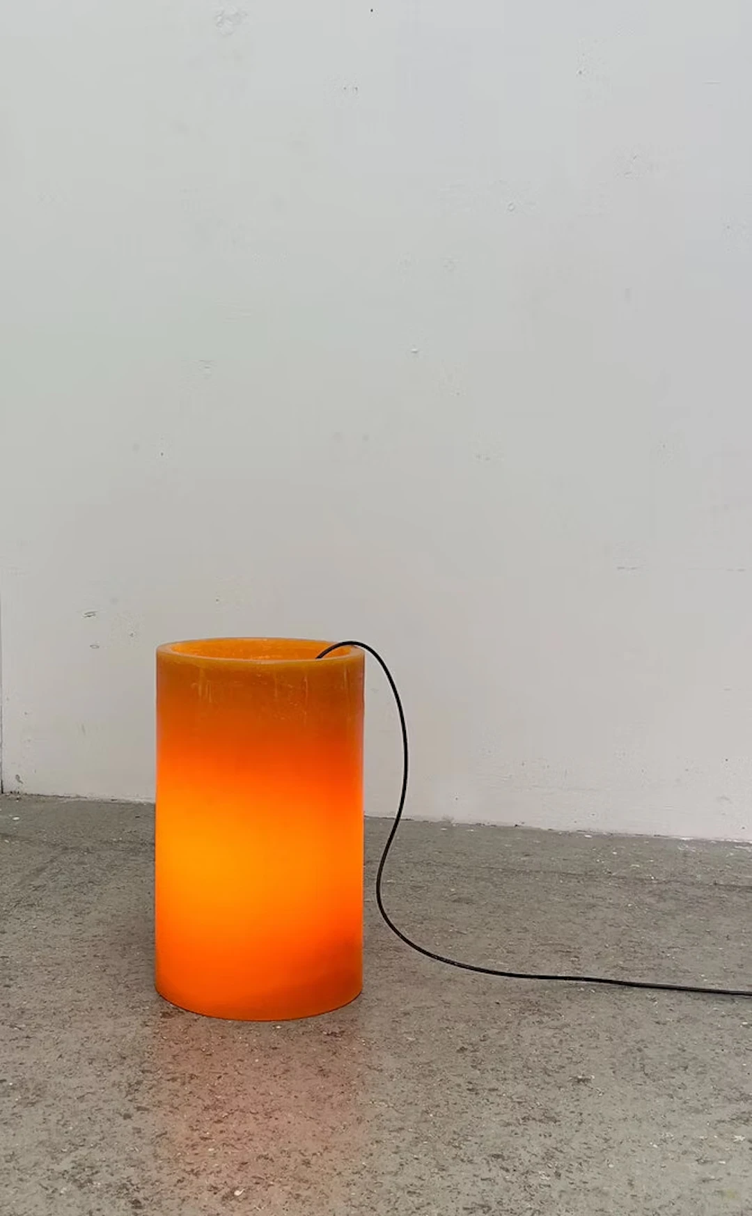 Inge Gutbrod "light-soaked, Ocker" - Zweigstelle Berlin