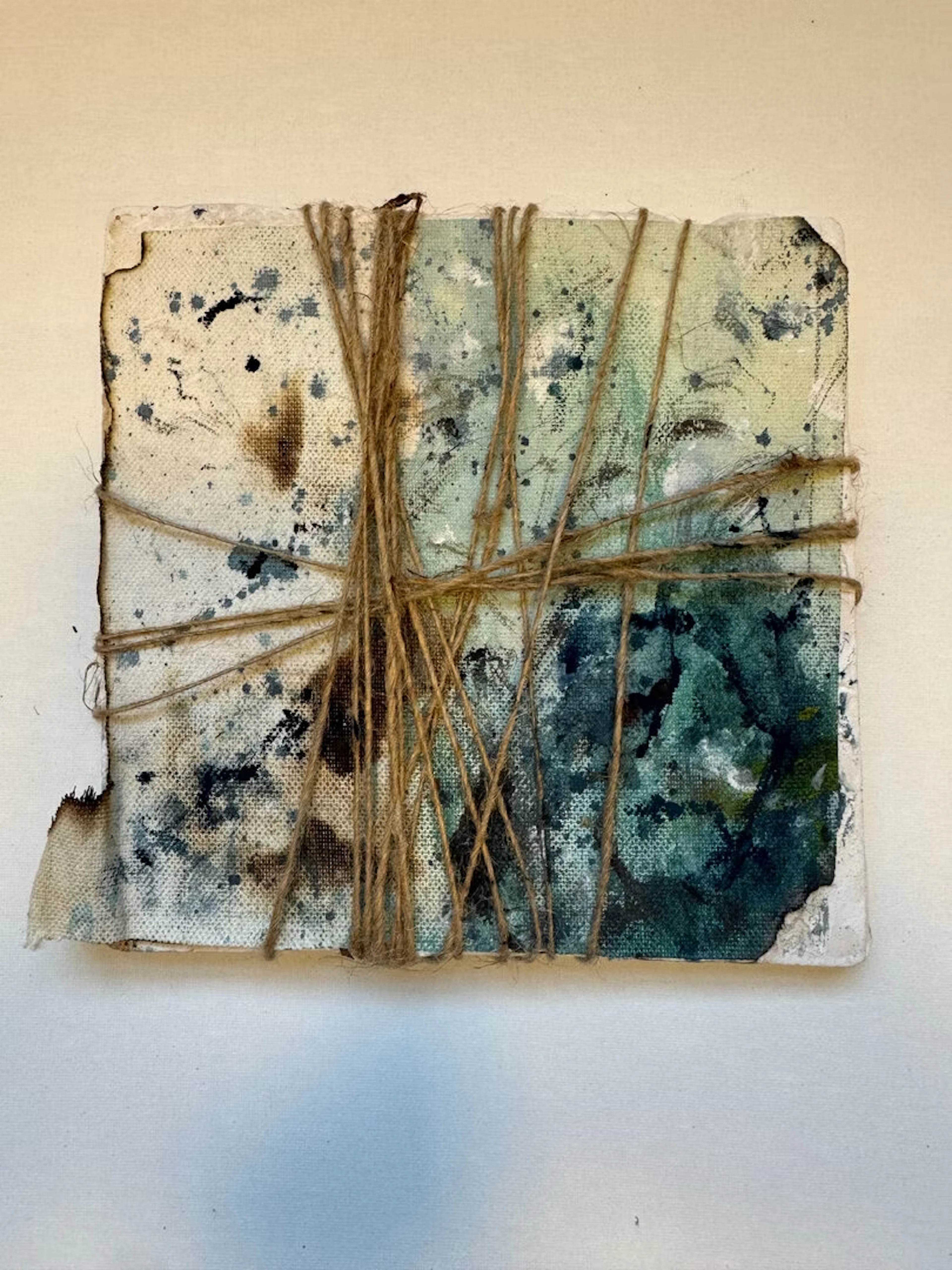 Jaee Tee "Bindings No. 1 (Kuala Lumpur)" - Zweigstelle Berlin