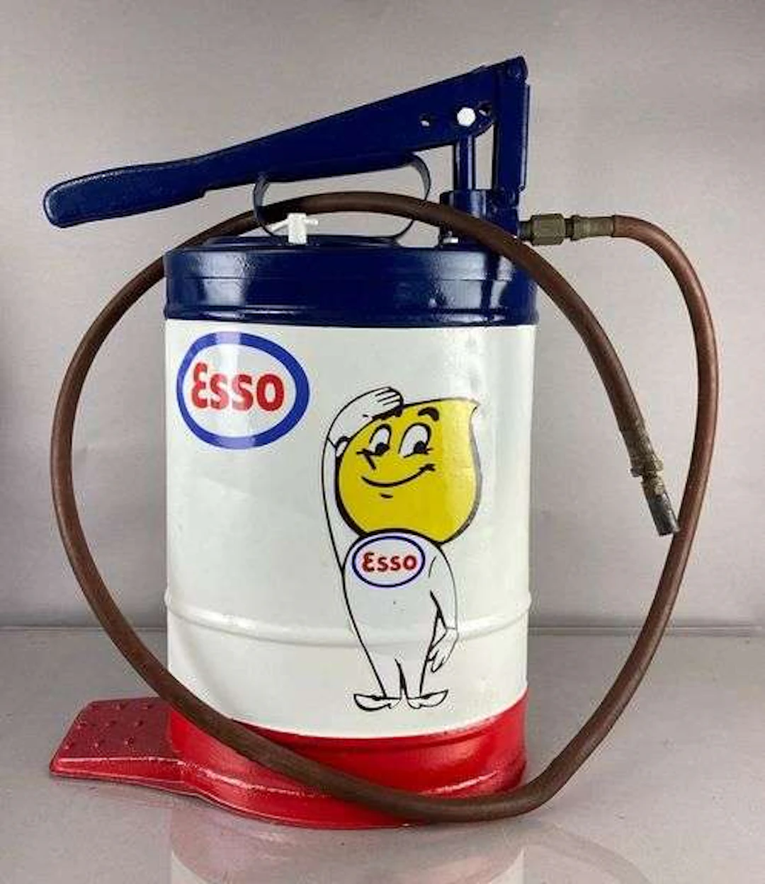 Reproduction Esso Greaserver Lubester Portable Oil Dispenser