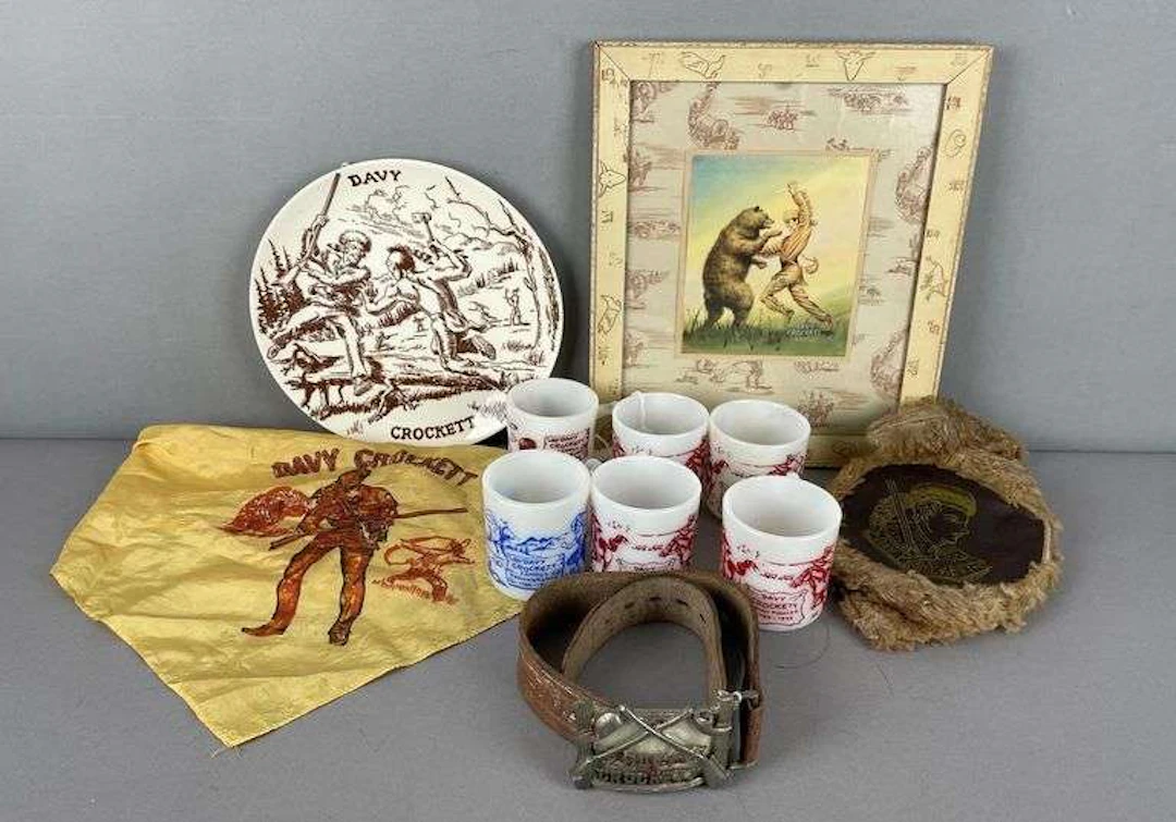 Group of Vintage Davy Crockett Items