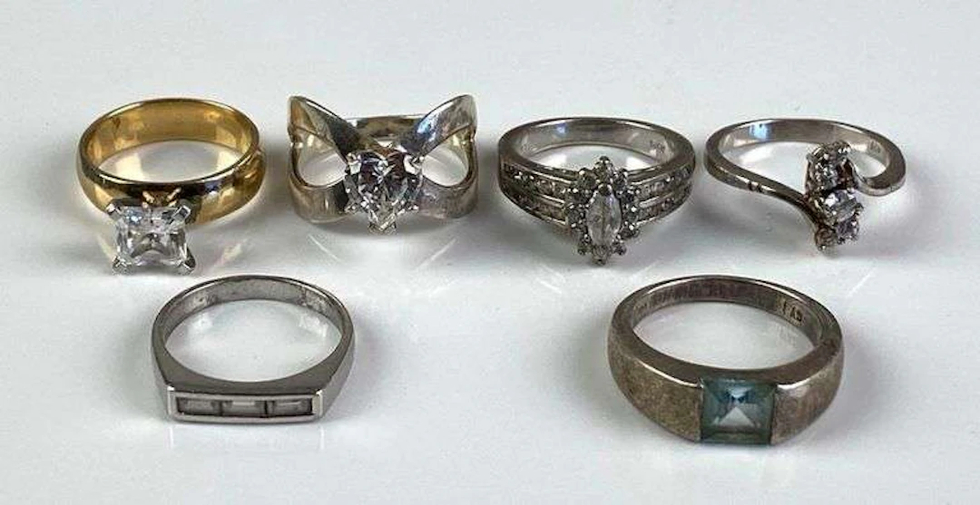 Group of 6 Sterling Silver Rings