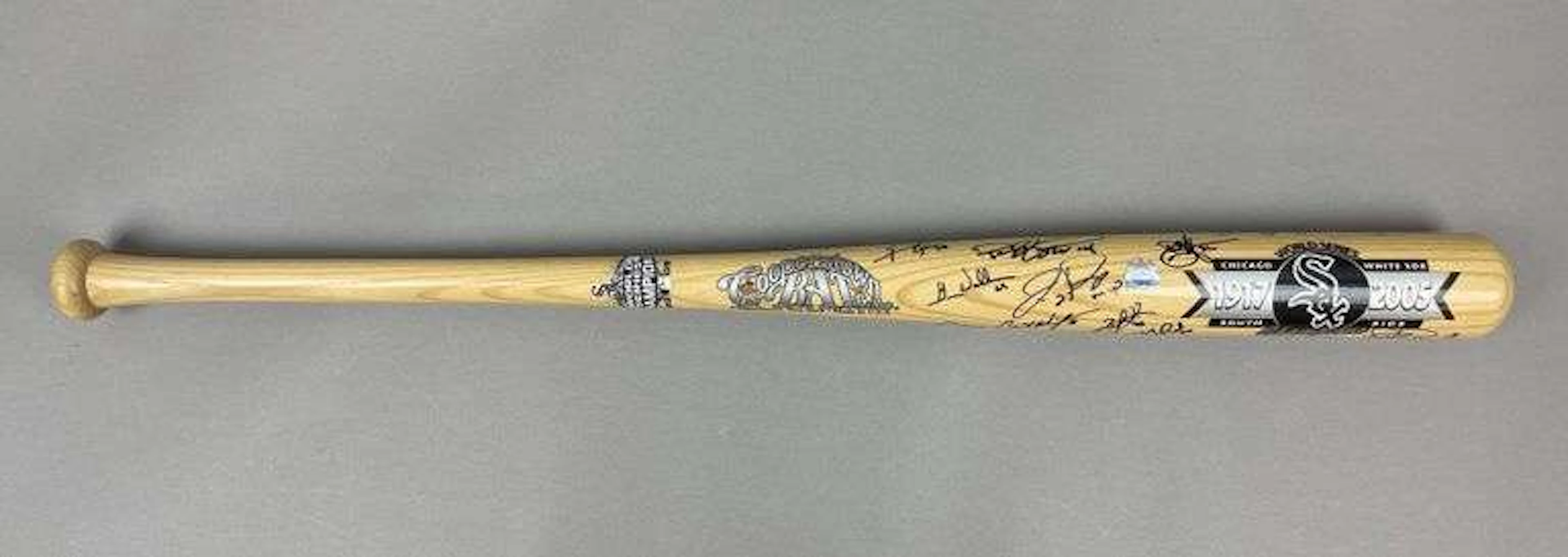 2005 Chicago White Sox World Series Champions Team Signed Cooperstown