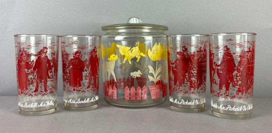 Group of 5 Vintage 1950’s Libbey Pickwick Tavern Tumblers and More