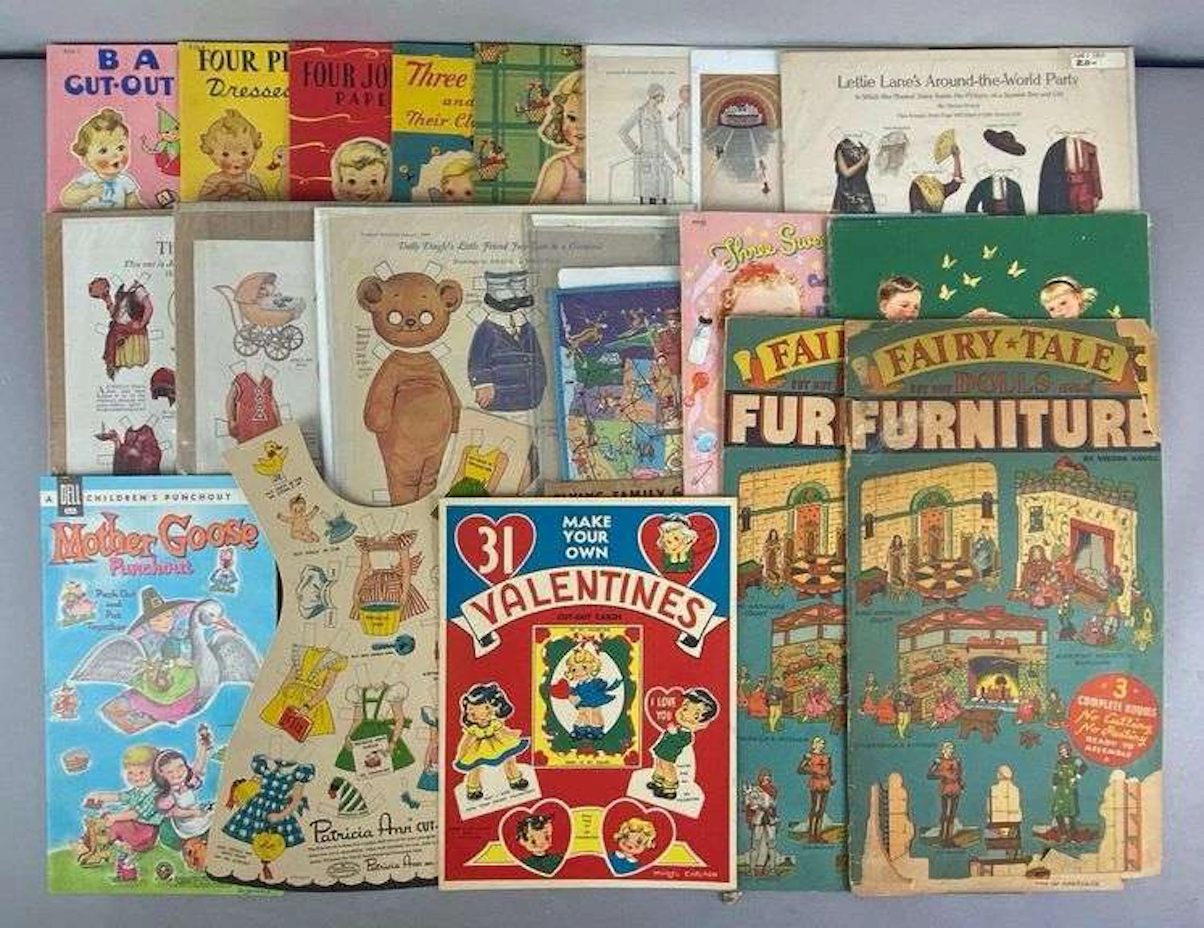 Group of Vintage Paper Dolls and Furniture