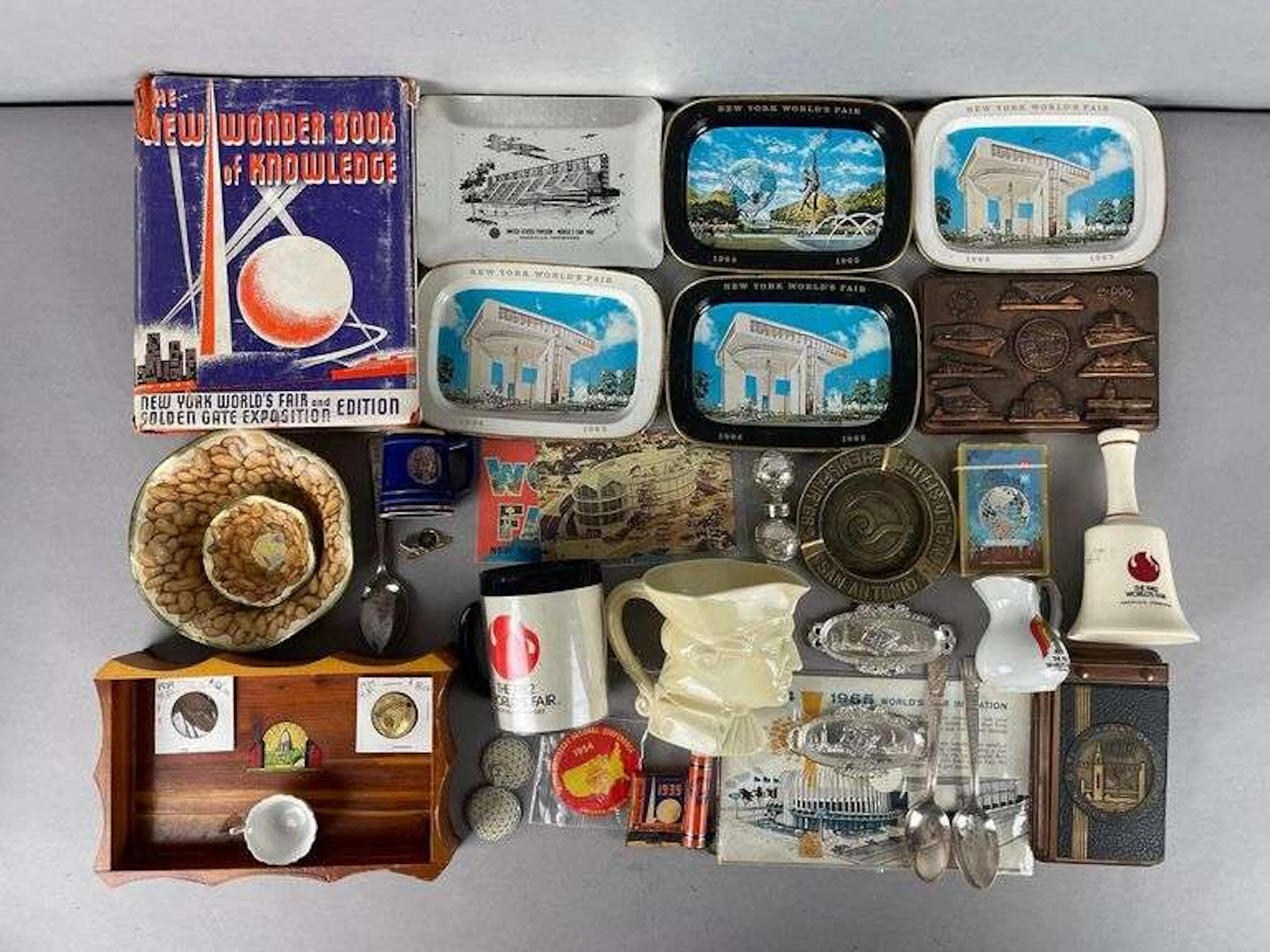 Group of Vintage World's Fair Items