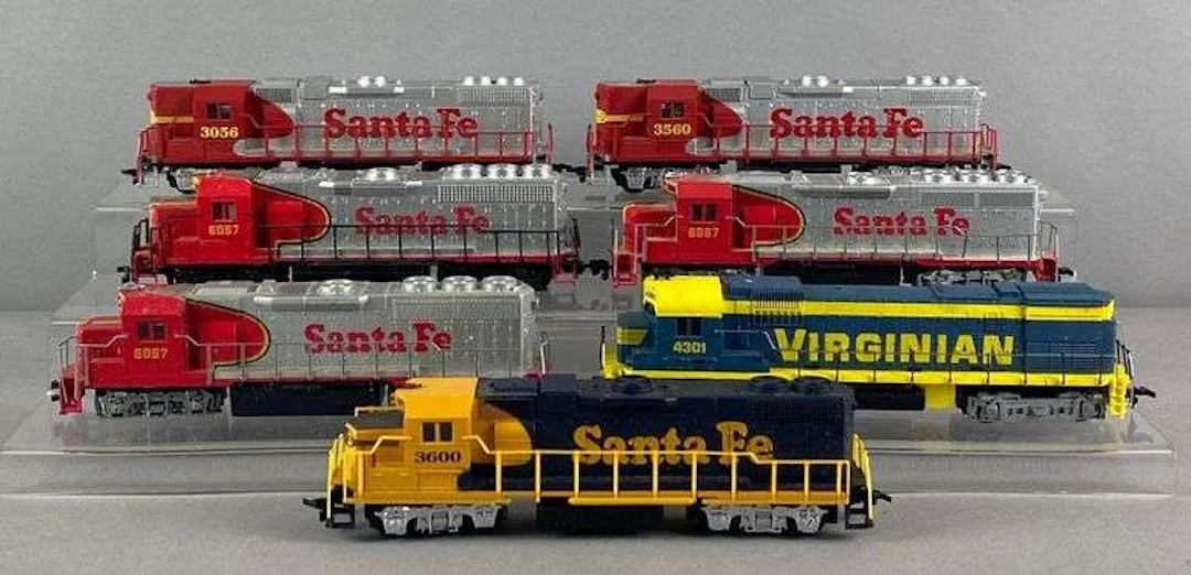 Group of 7 HO Scale Diesel Locomotives