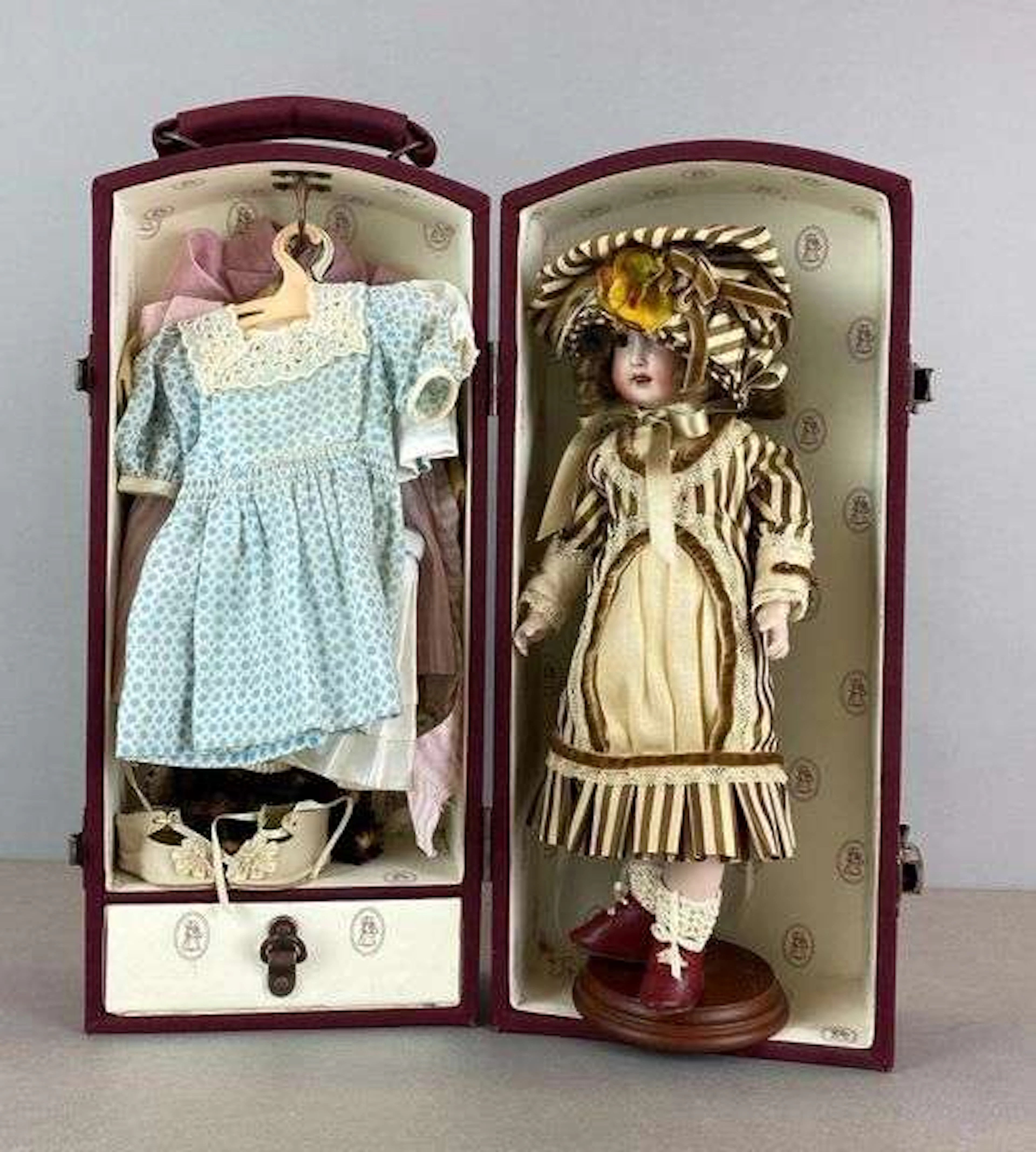 2005 Bluette Jumeau Blonde Doll With Accessories