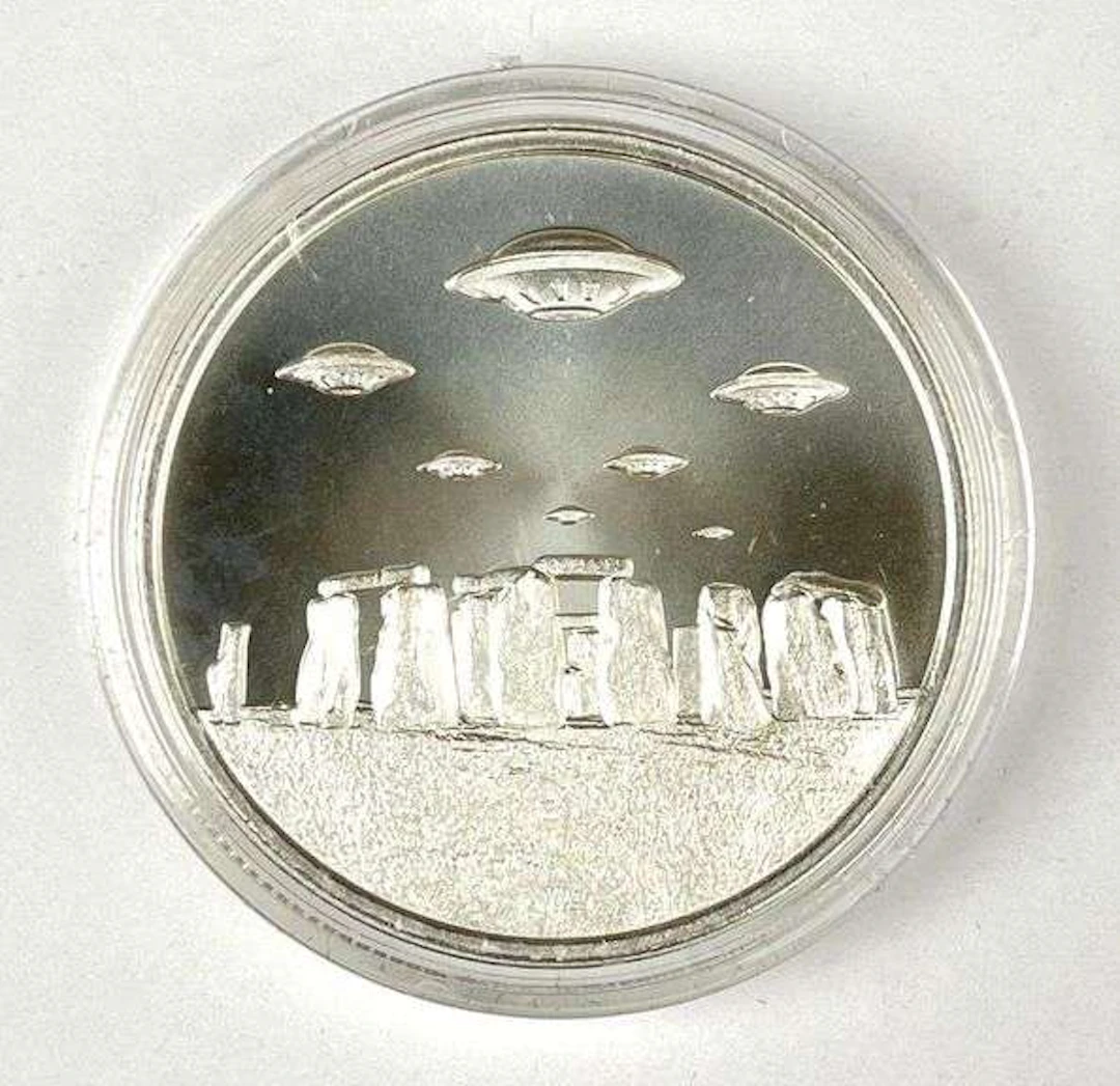 2022 Intaglio Mint UFO Over Stone Henge 1 oz .999 Fine Silver Round