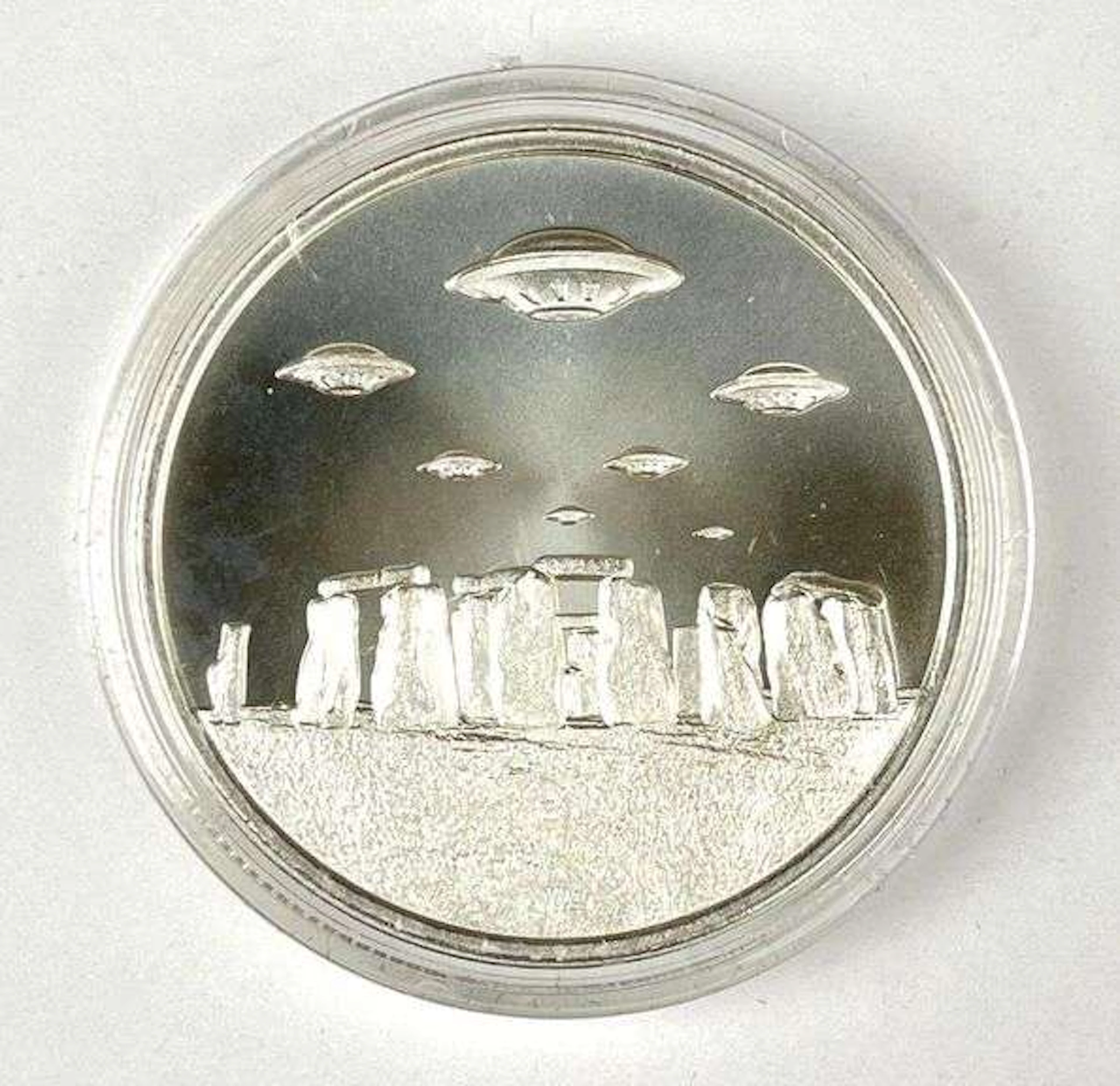 2022 Intaglio Mint UFO Over Stone Henge 1 oz .999 Fine Silver Round