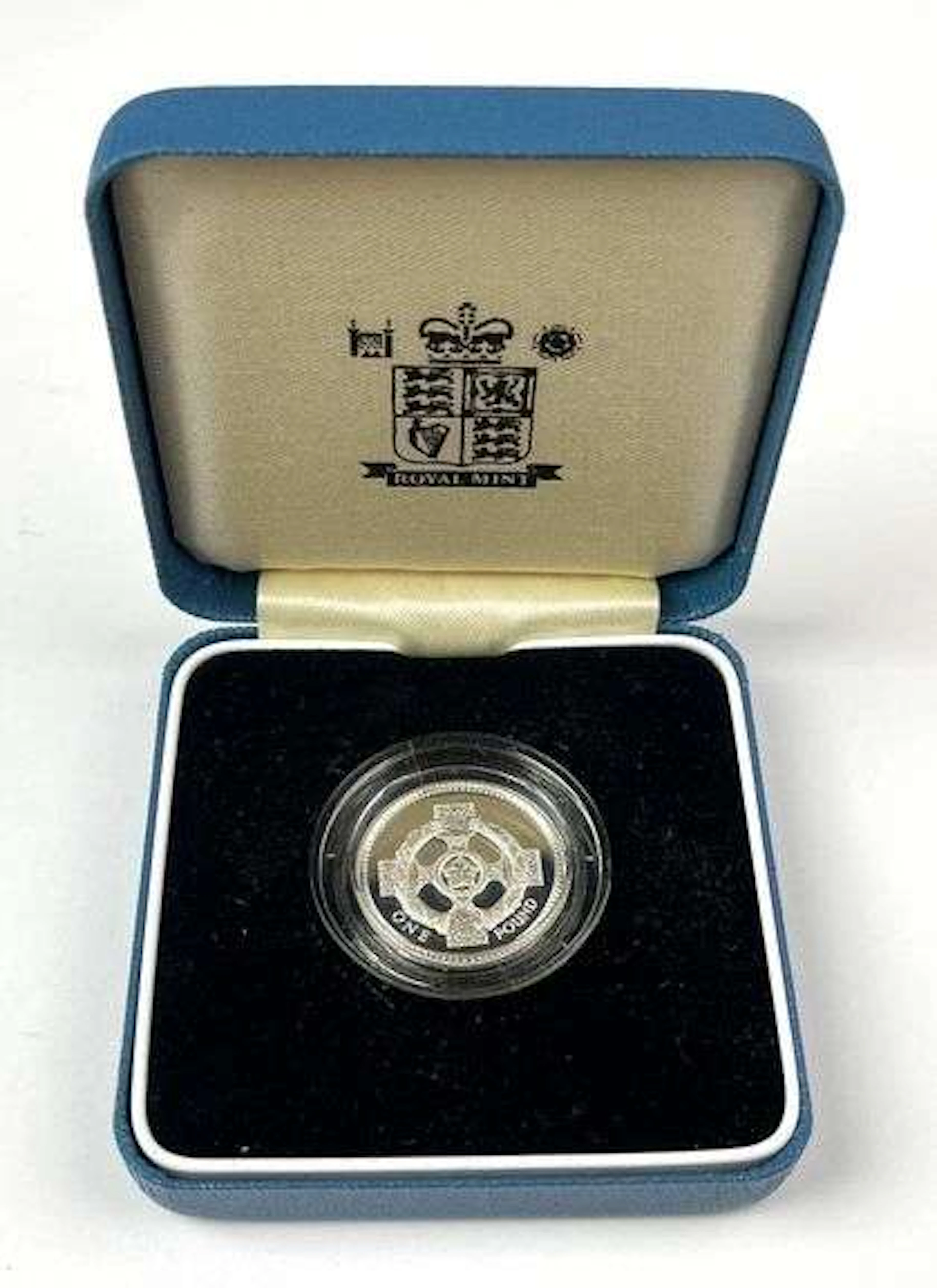 1996 United Kingdom One Pound Celtic Collar 9.50 Grams .925 Sterling