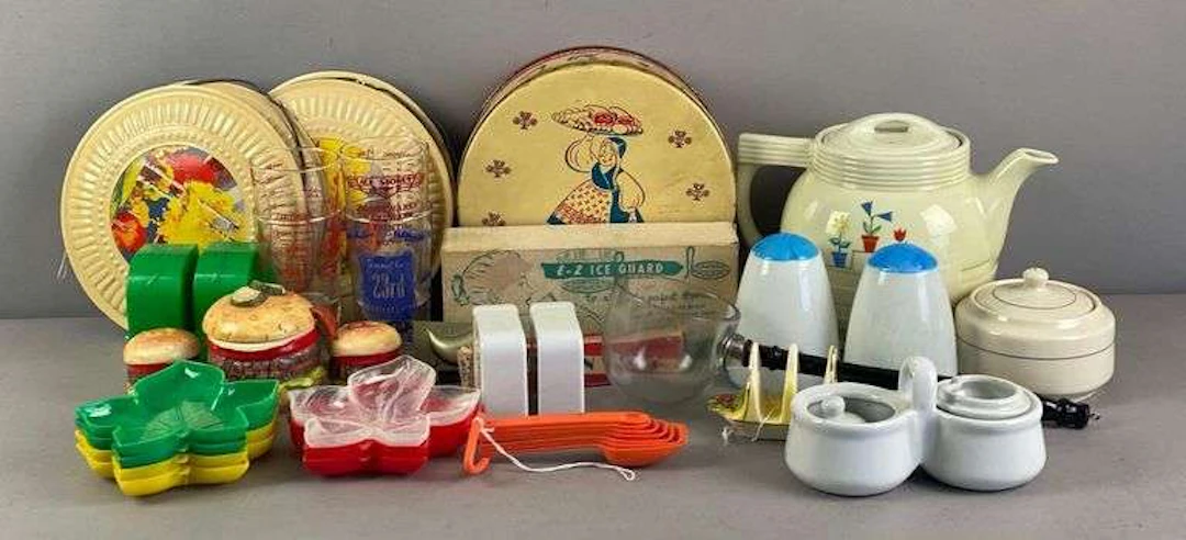 Group of Kitchen Items