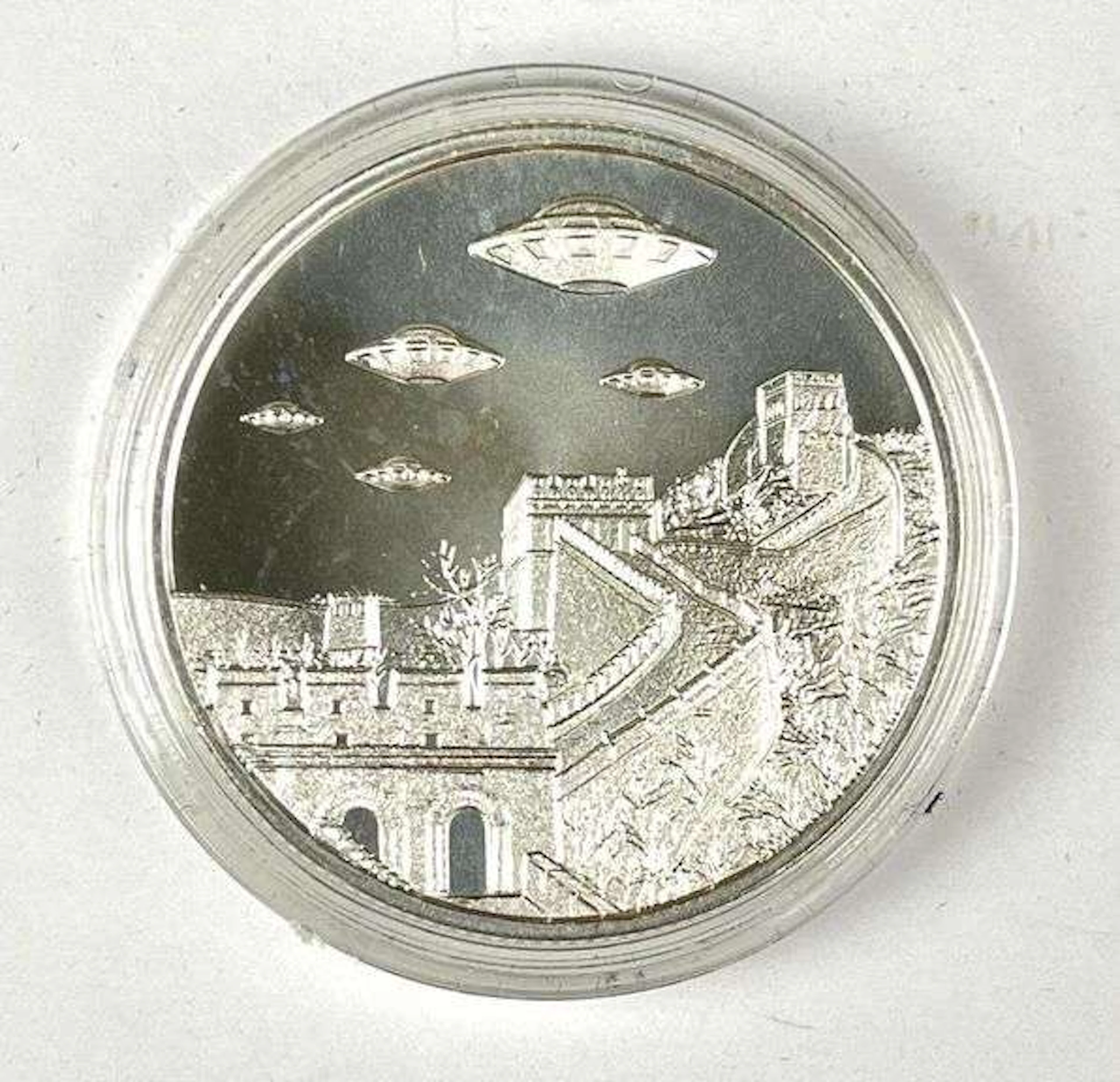 2022 Intaglio Mint UFO Over The Great Wall of China 1 oz .999 Fine Silver Round