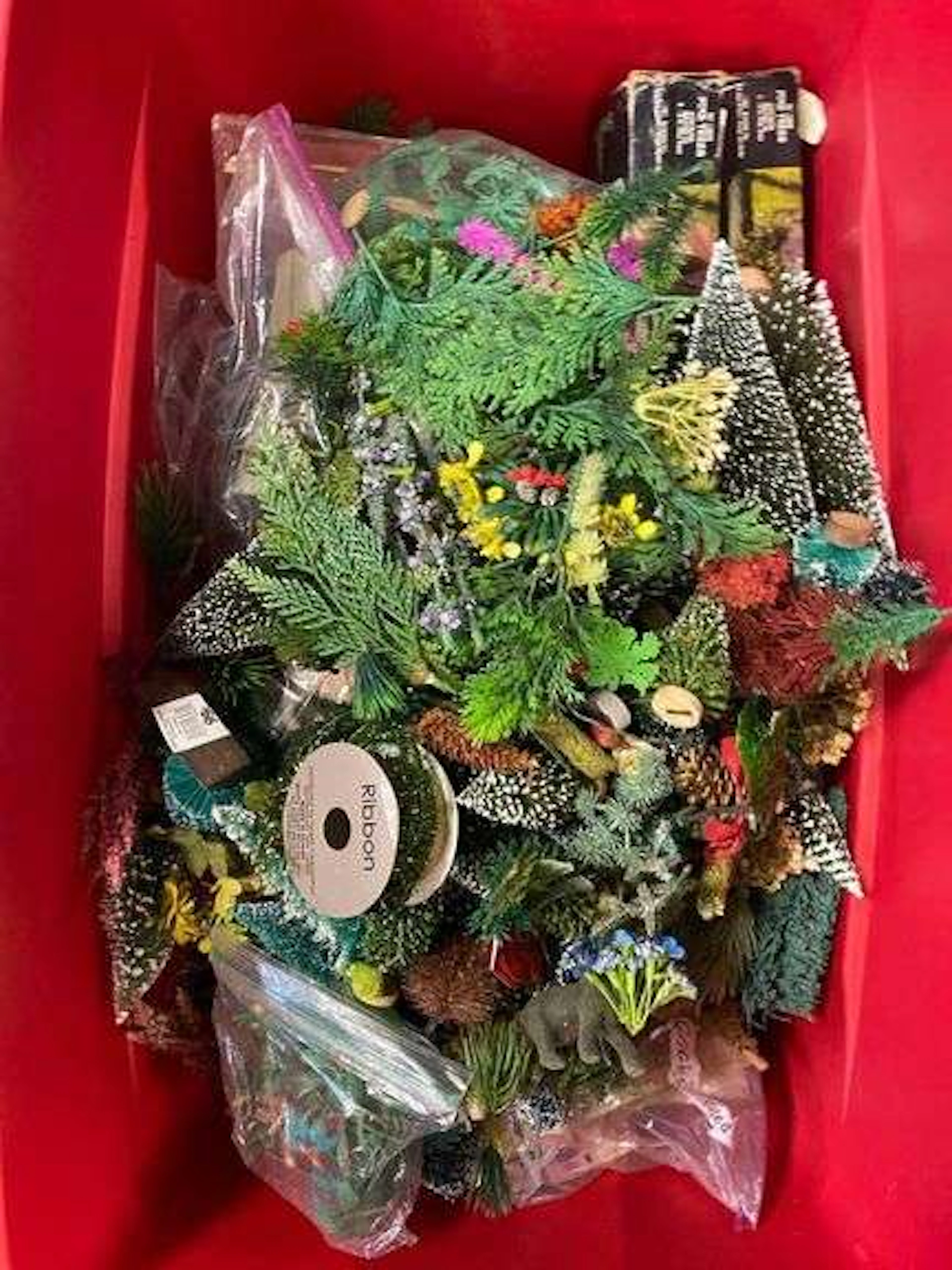 Group of 100+ Winter Themed O Gauge Model Pine trees and More