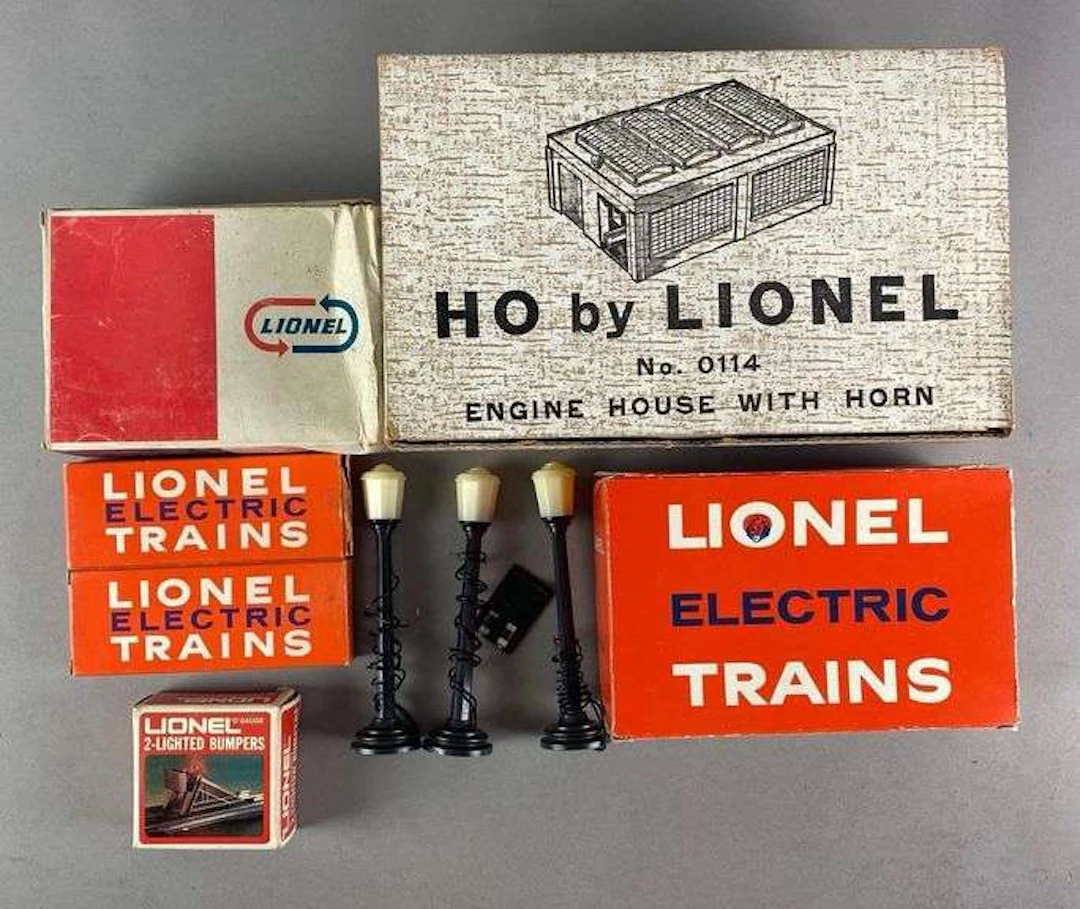 Group of Lionel Model Train Accessories