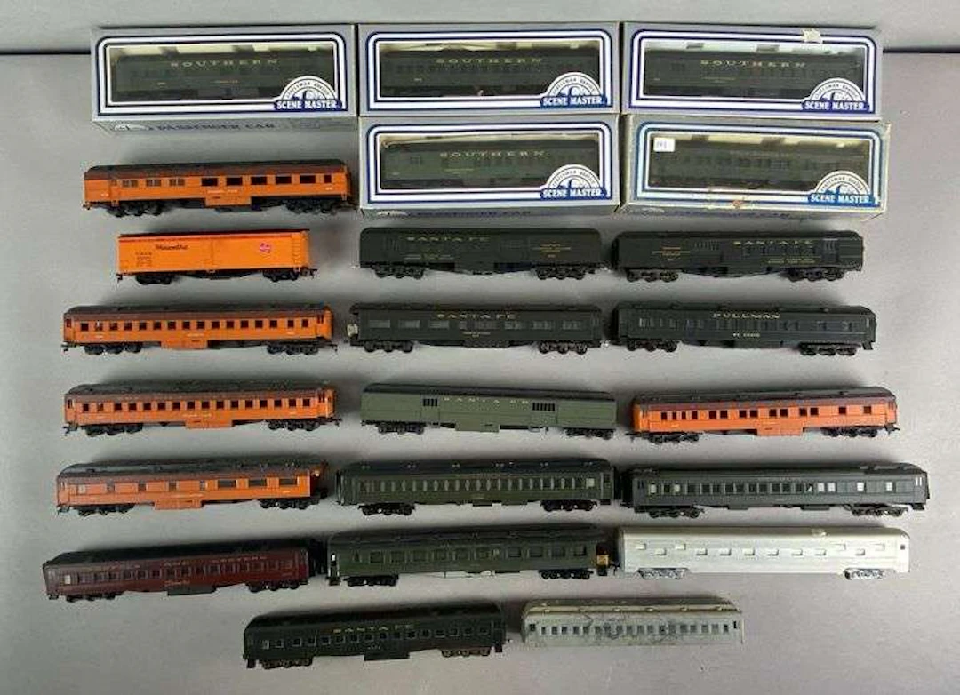 Group of HO Scale Passenger Train Cars