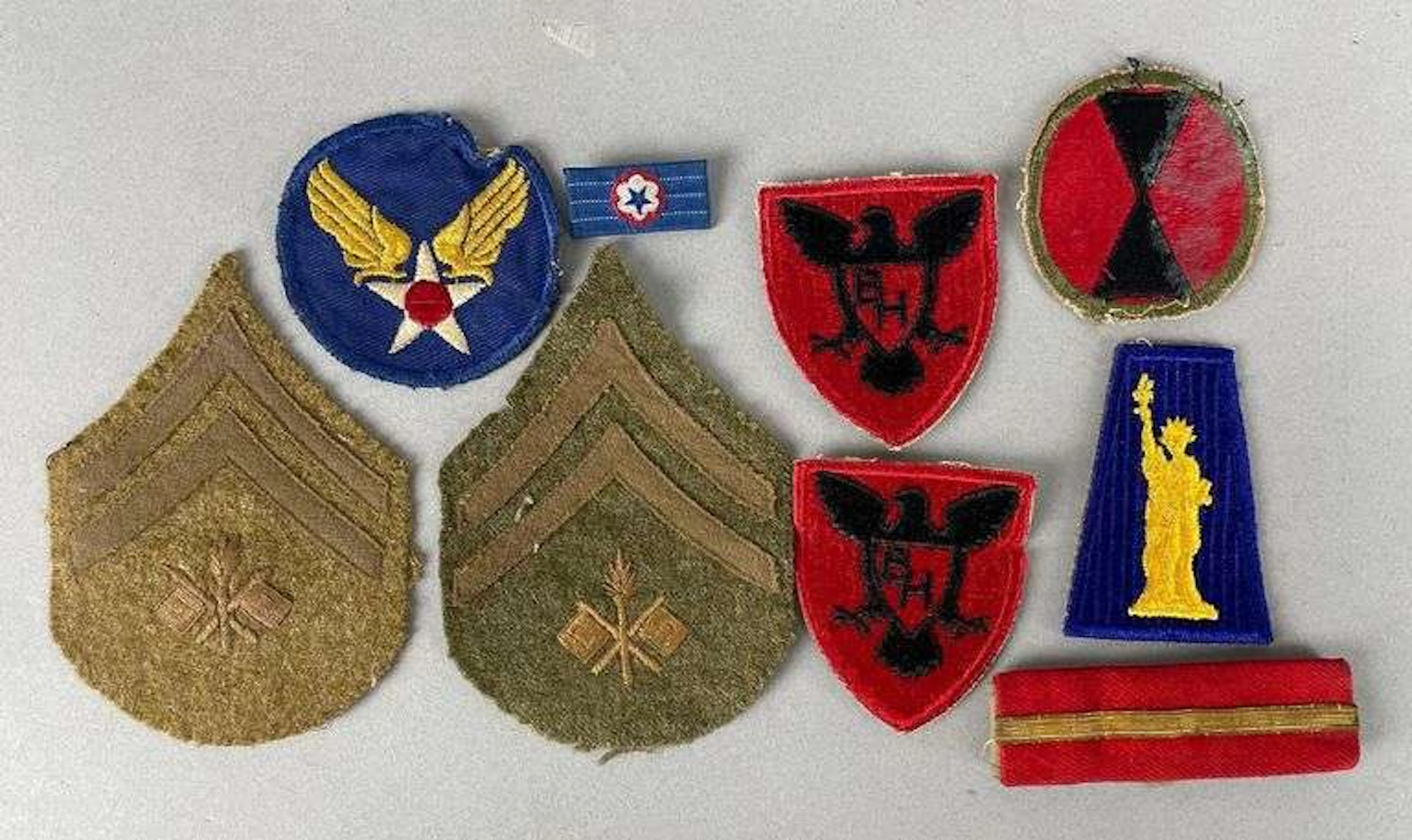 Group of WW2 U.S. Military Insignia