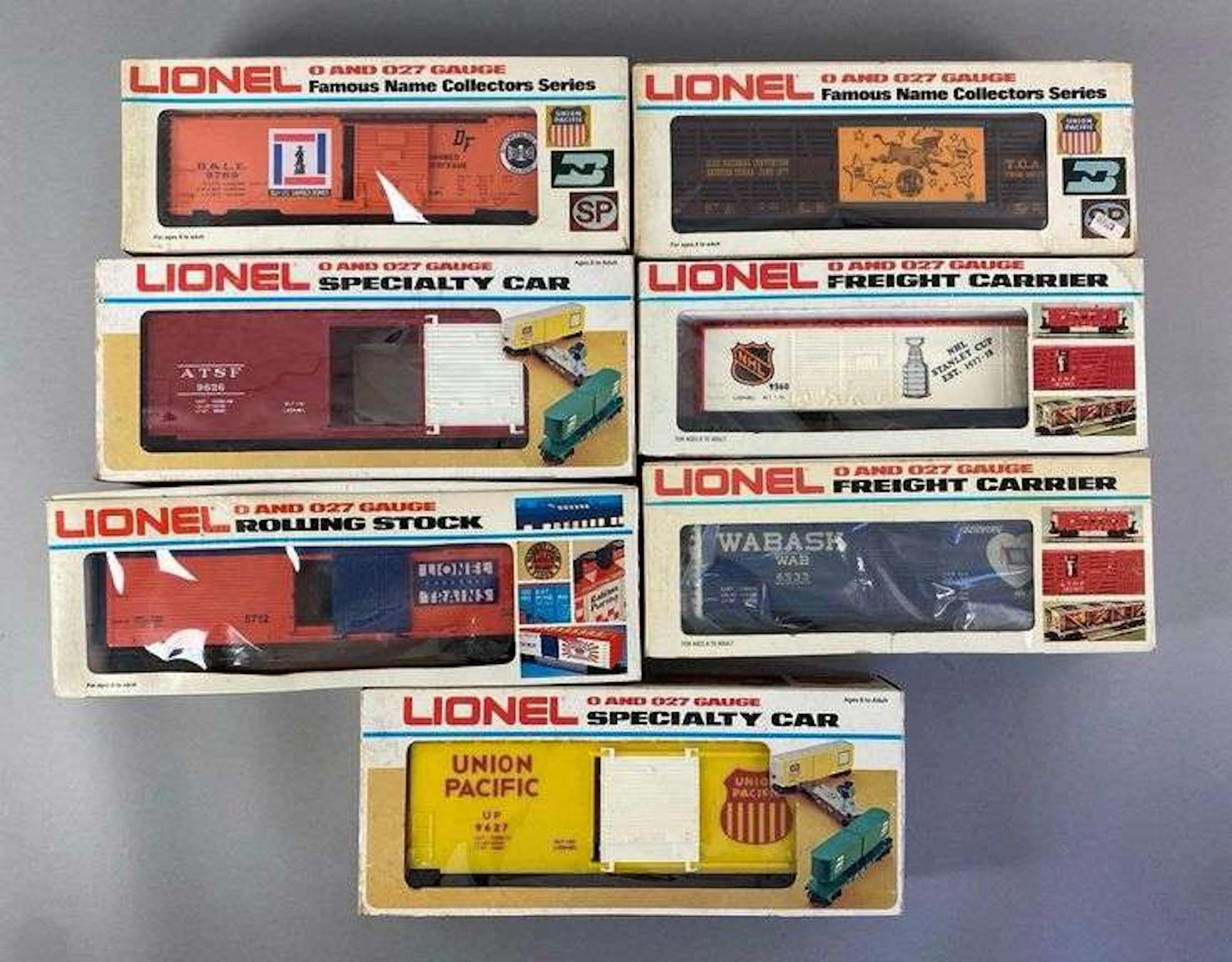 Group of 7 Lionel O Scale Train Cars