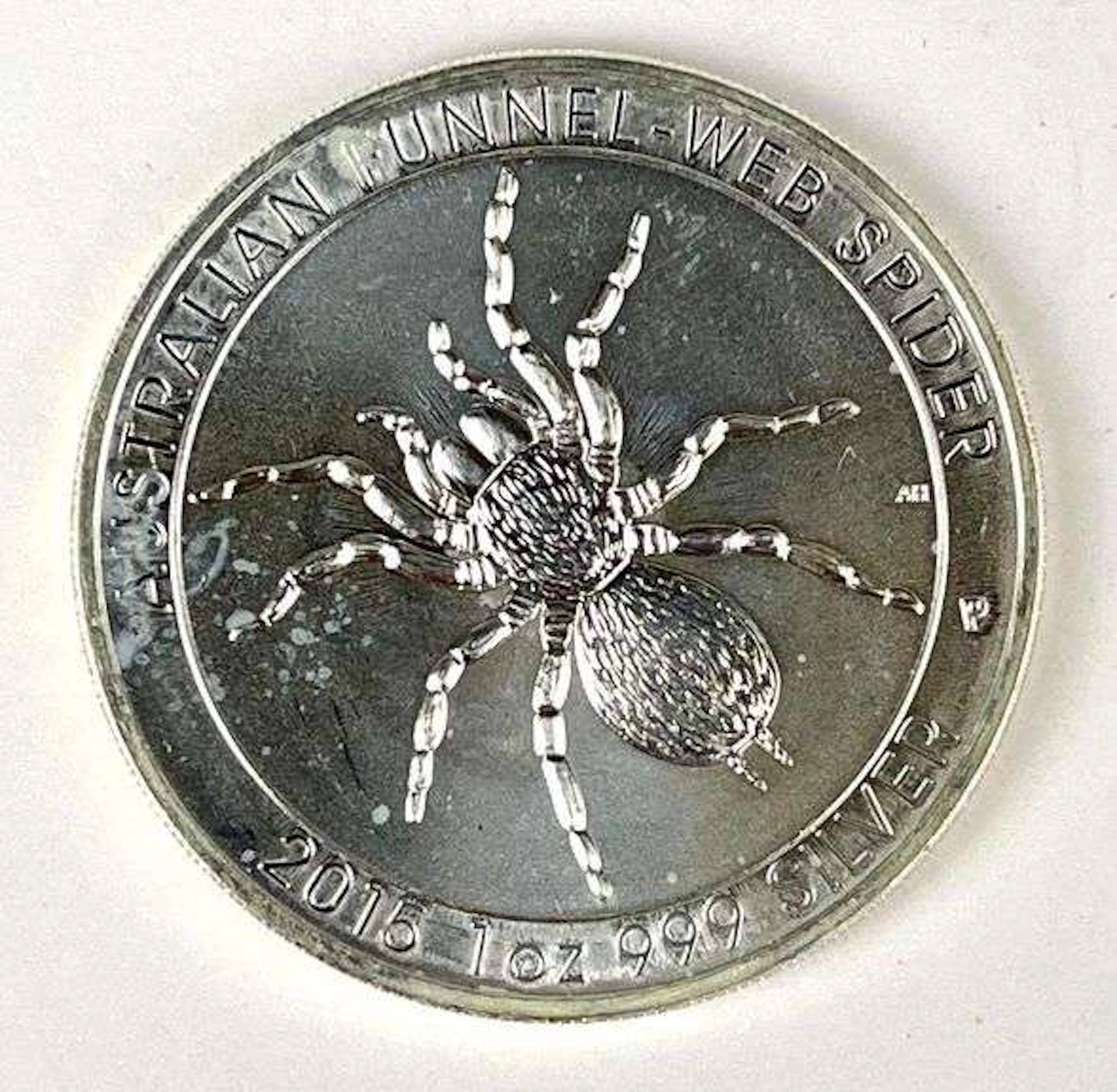 2016 Australia $1 Funnel Web Spider 1 oz 999 Silver Coin