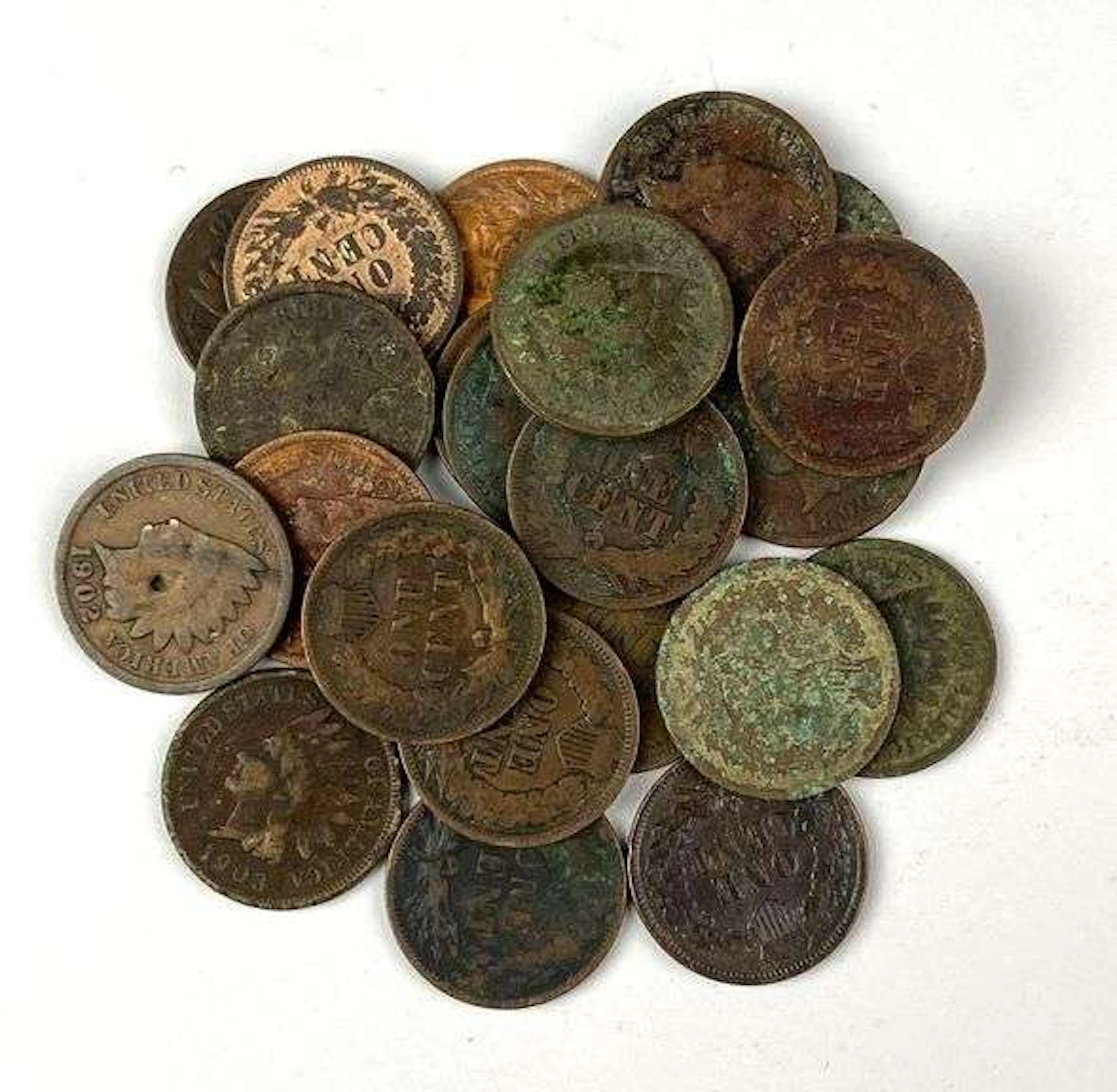 Group of 23 US Indian Head Cents