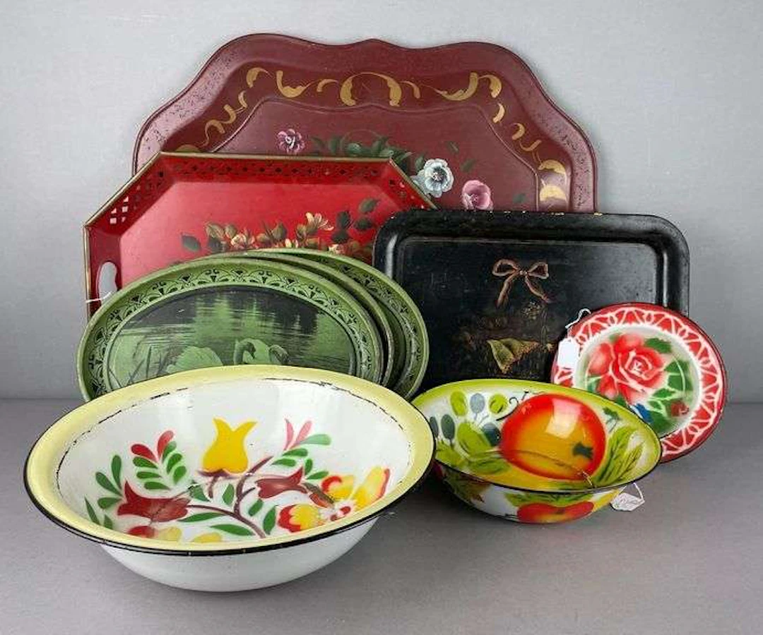 Group of Vintage Painted Metal Trays and Enamelware Bowls